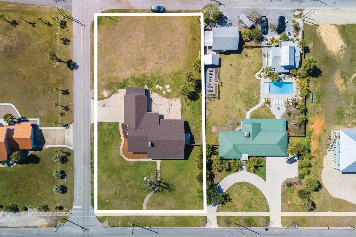 1506 Monument Avenue, Port St. Joe