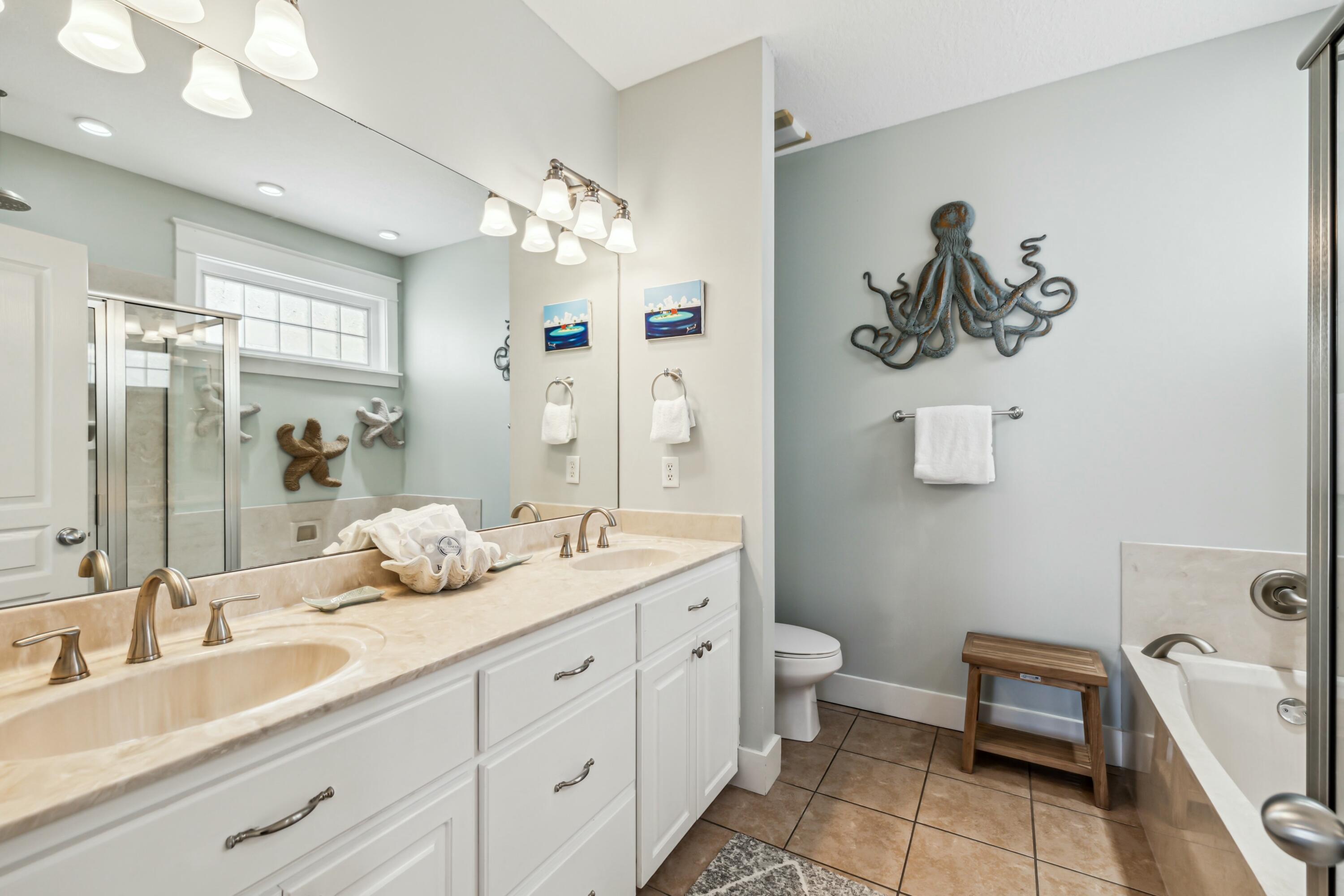 74 Blue Dolphin Loop