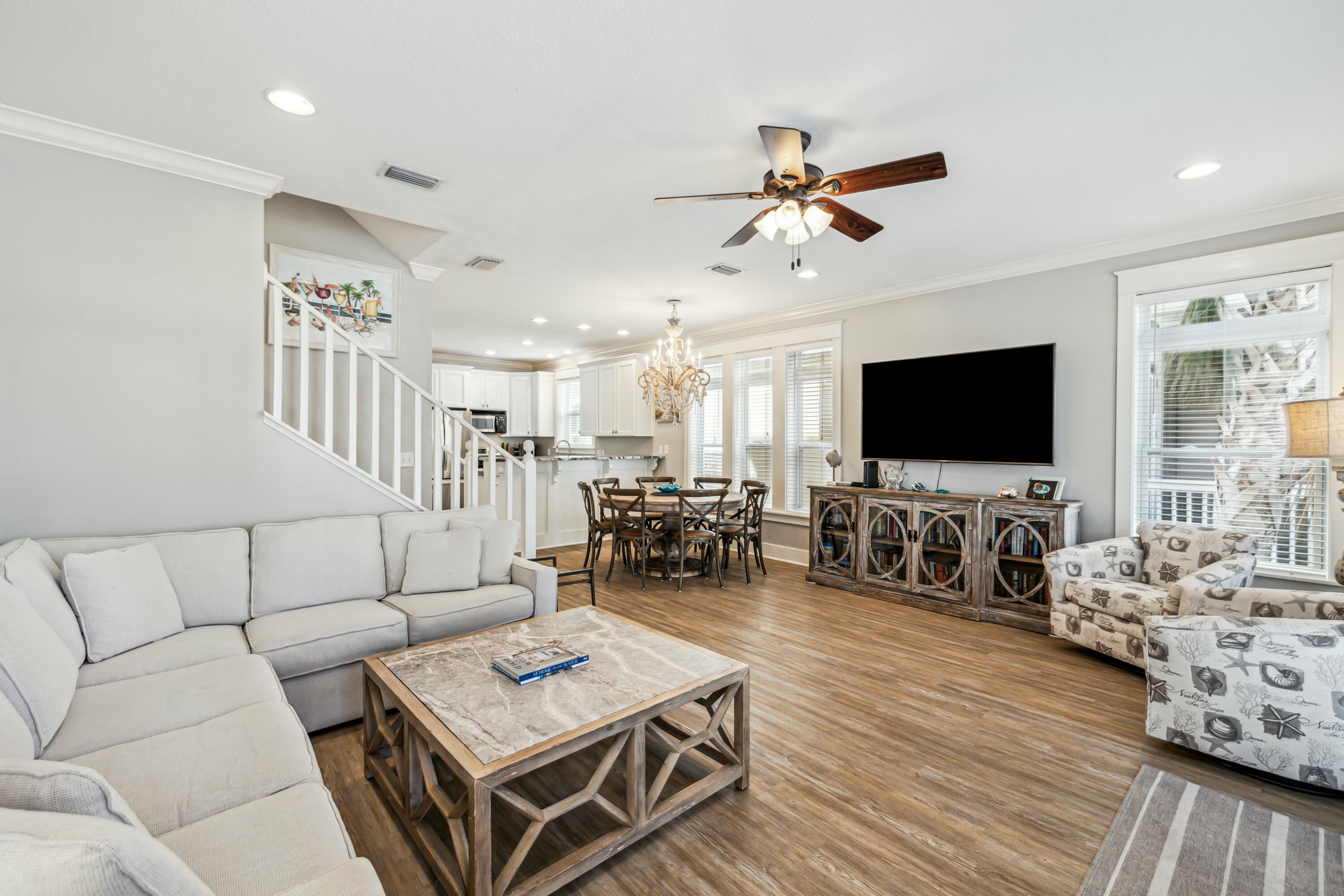 74 Blue Dolphin Loop