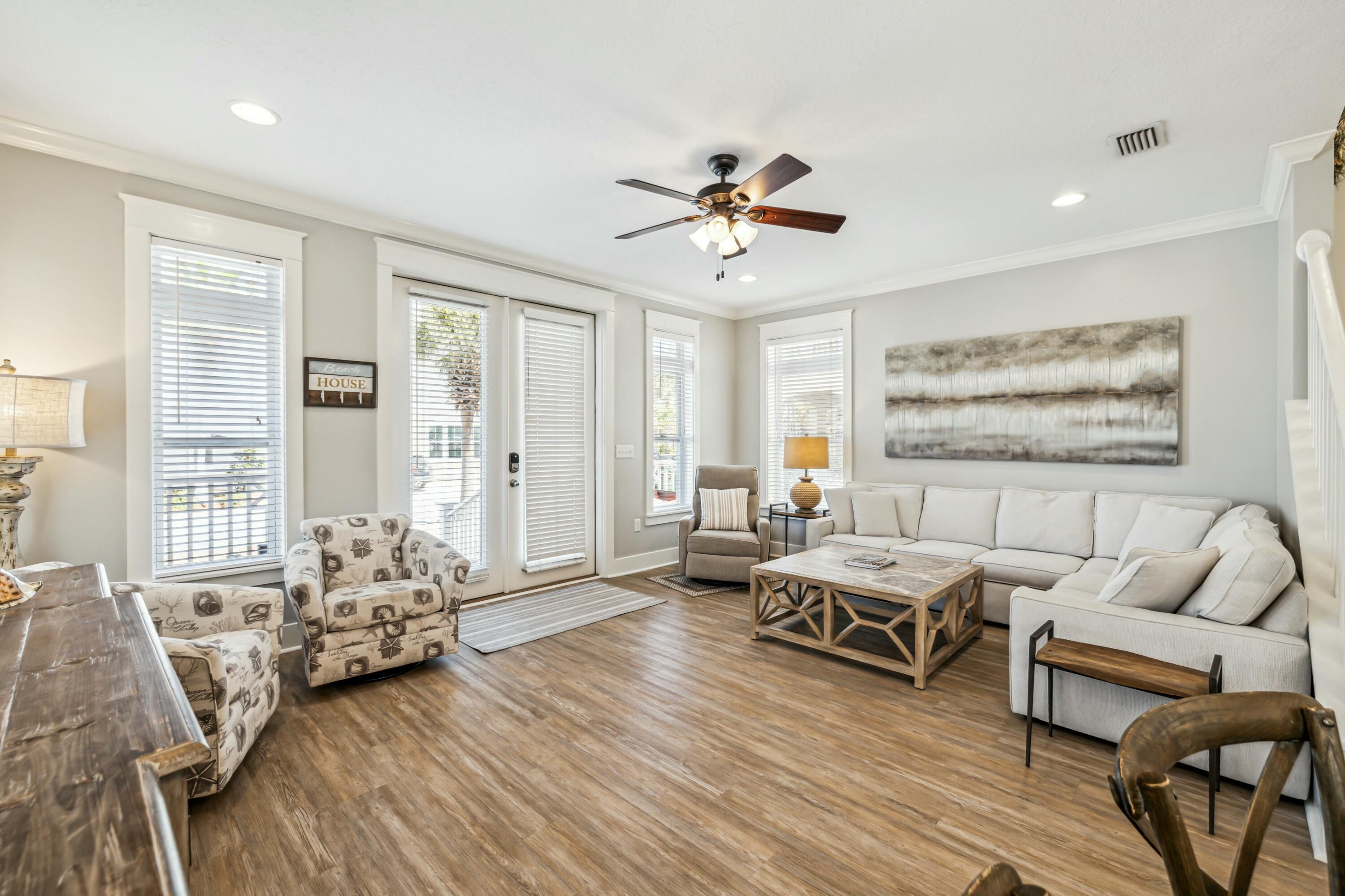 74 Blue Dolphin Loop