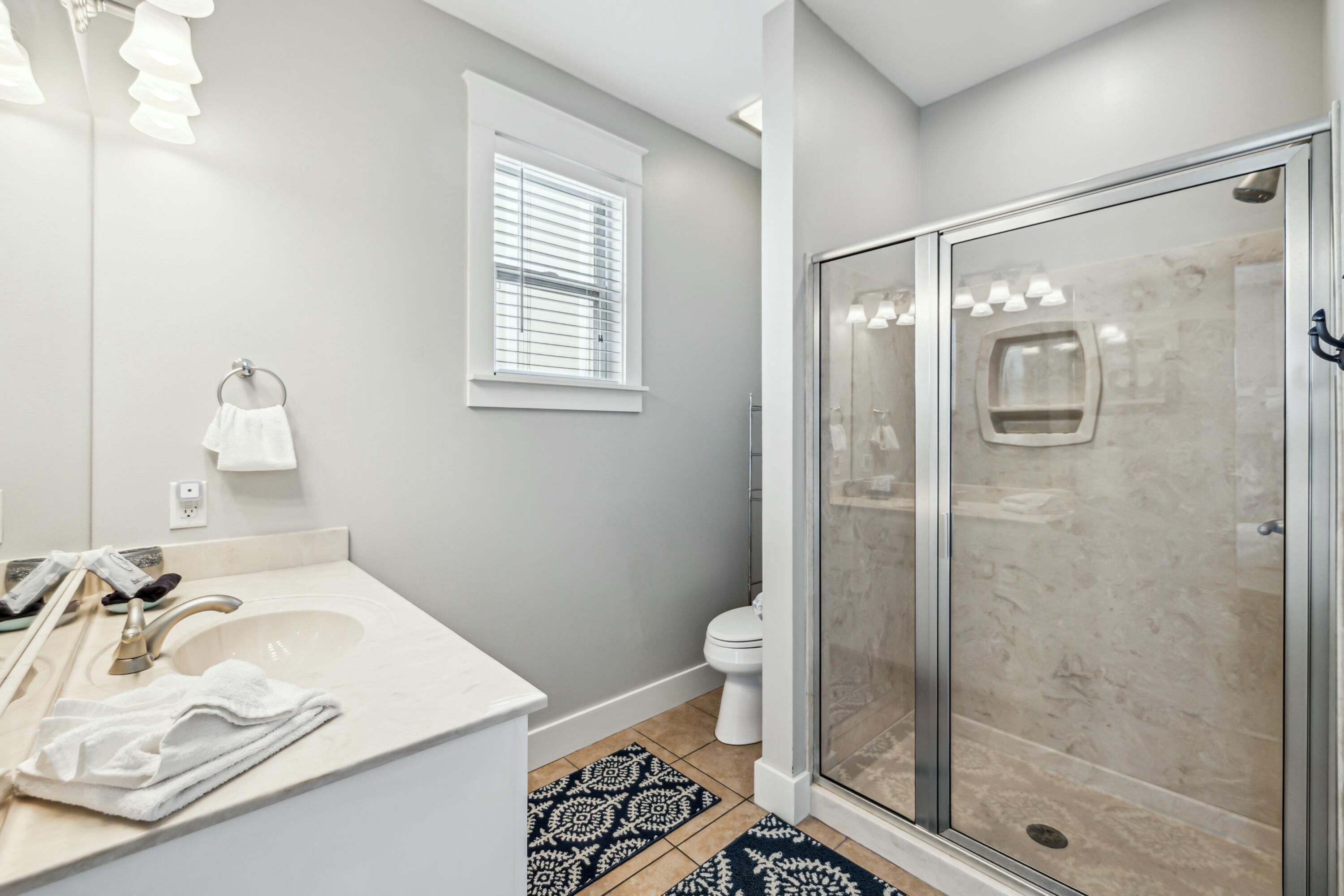 74 Blue Dolphin Loop