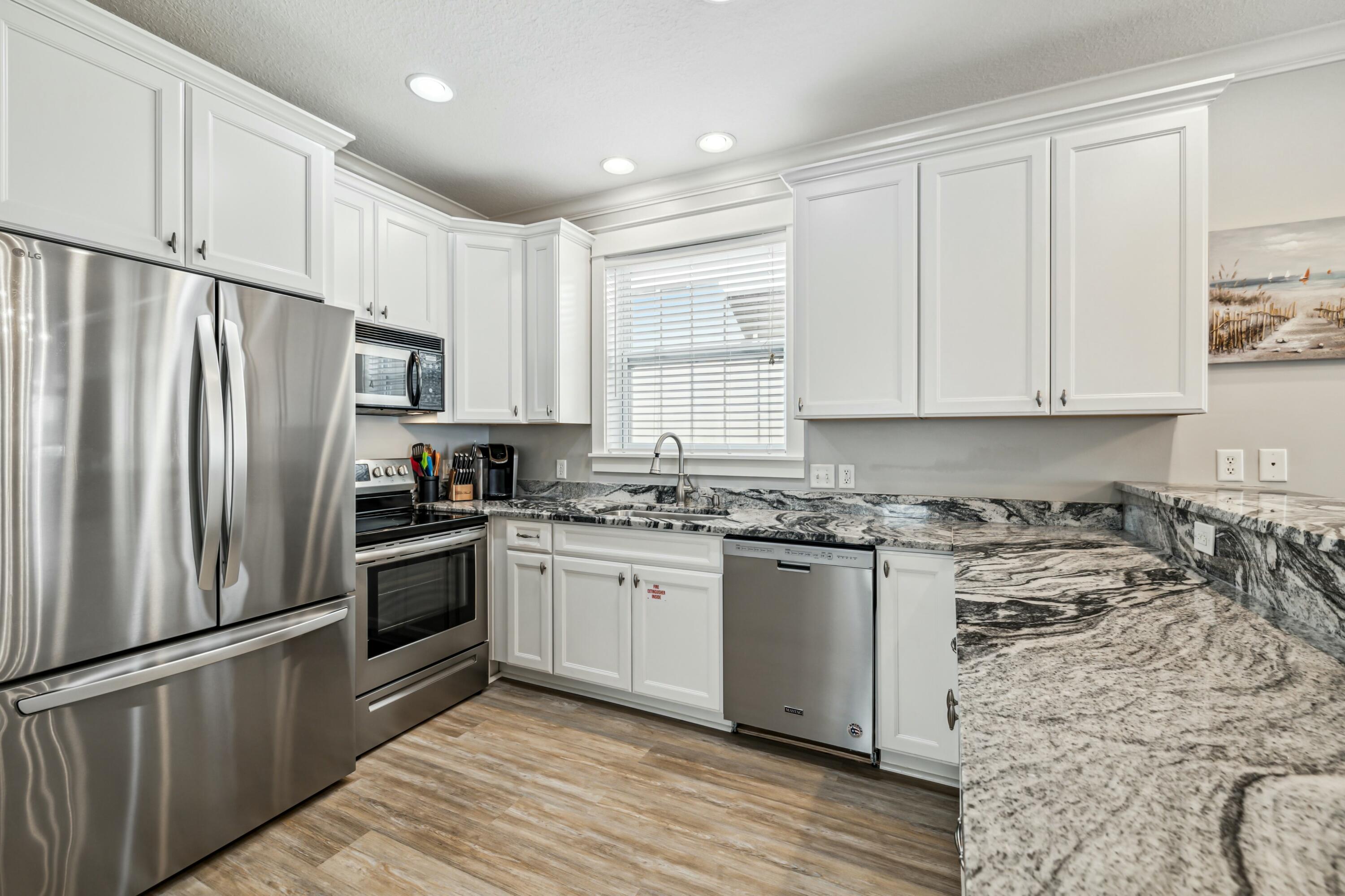 74 Blue Dolphin Loop