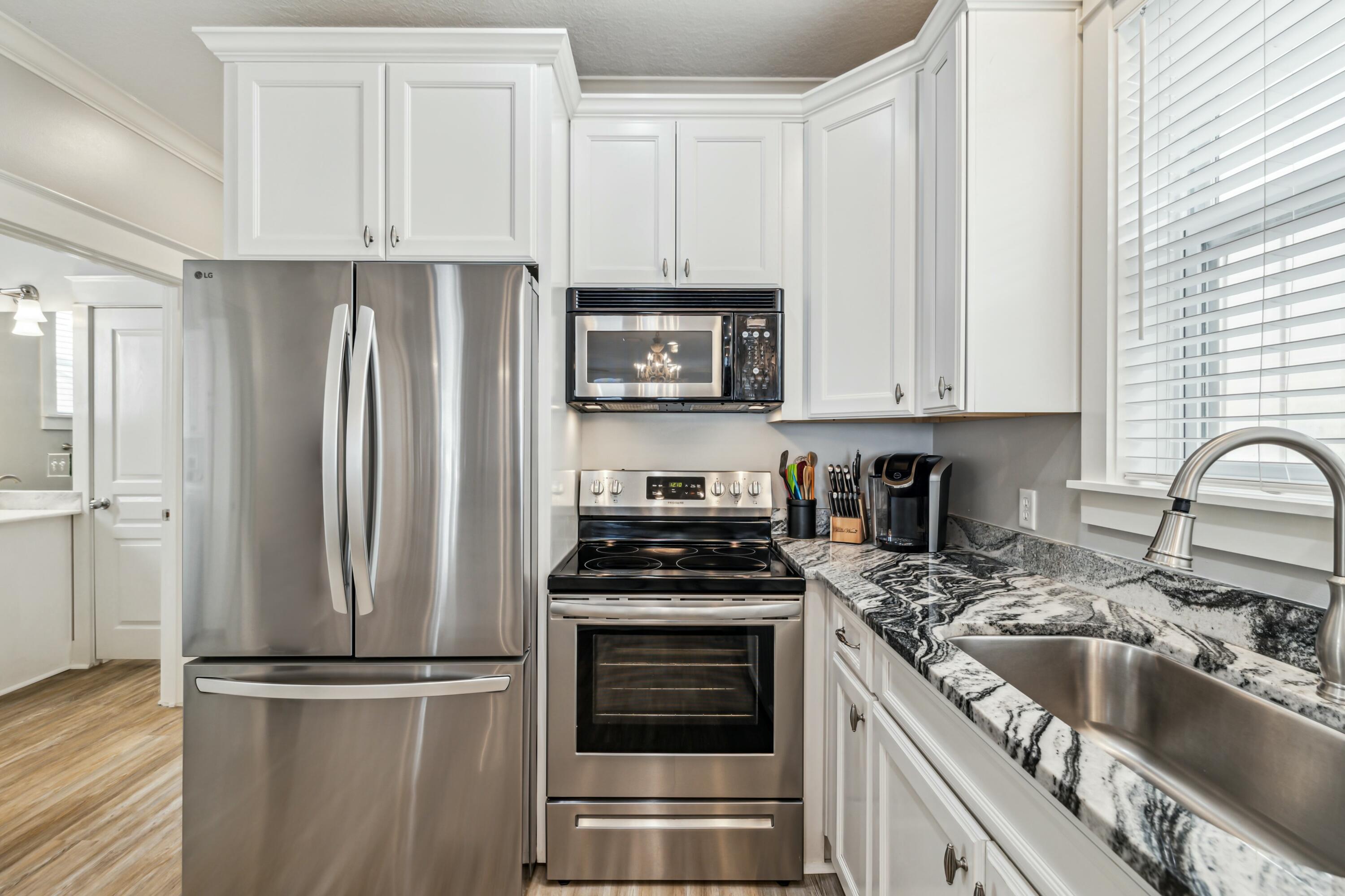 74 Blue Dolphin Loop