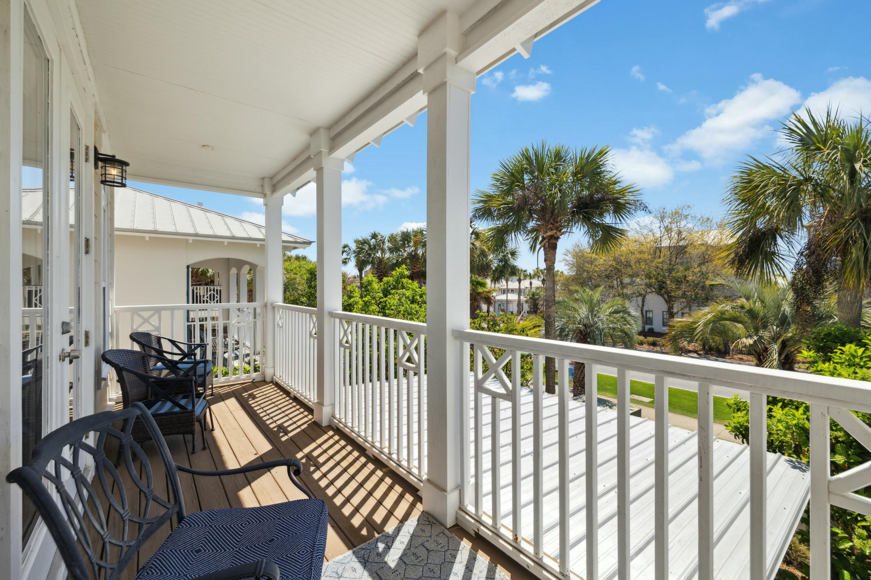 74 Blue Dolphin Loop