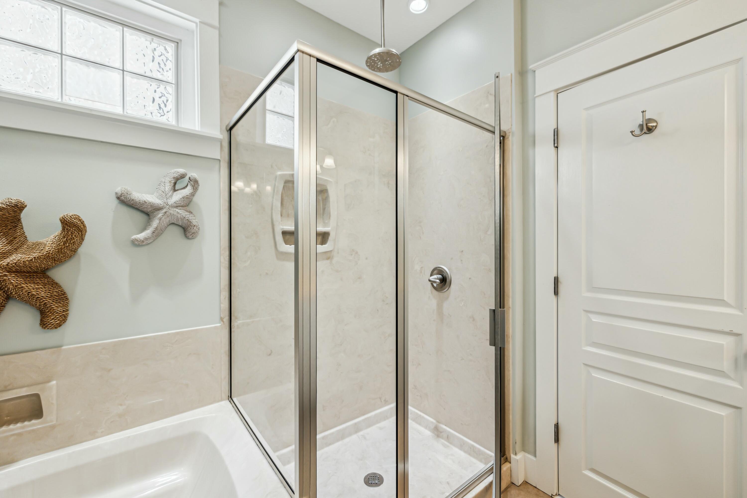 74 Blue Dolphin Loop