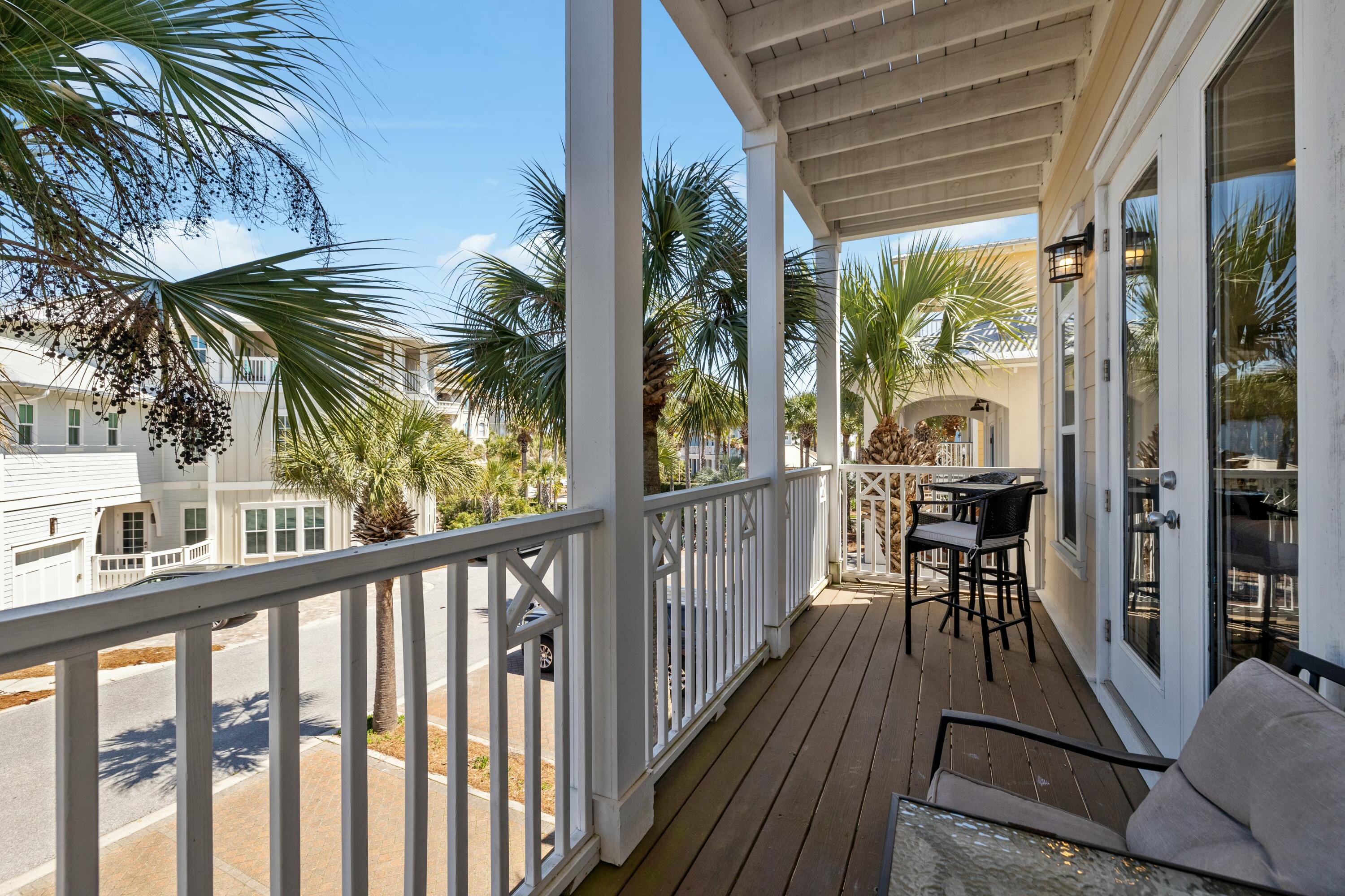 74 Blue Dolphin Loop