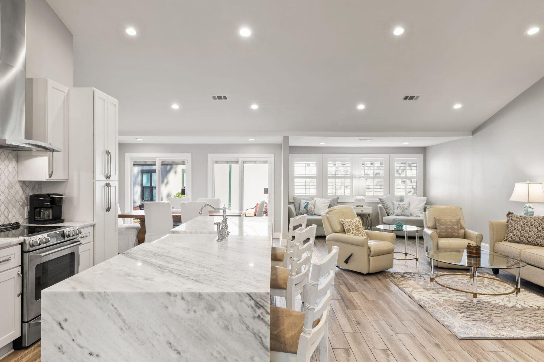 522 Augusta Way 11006