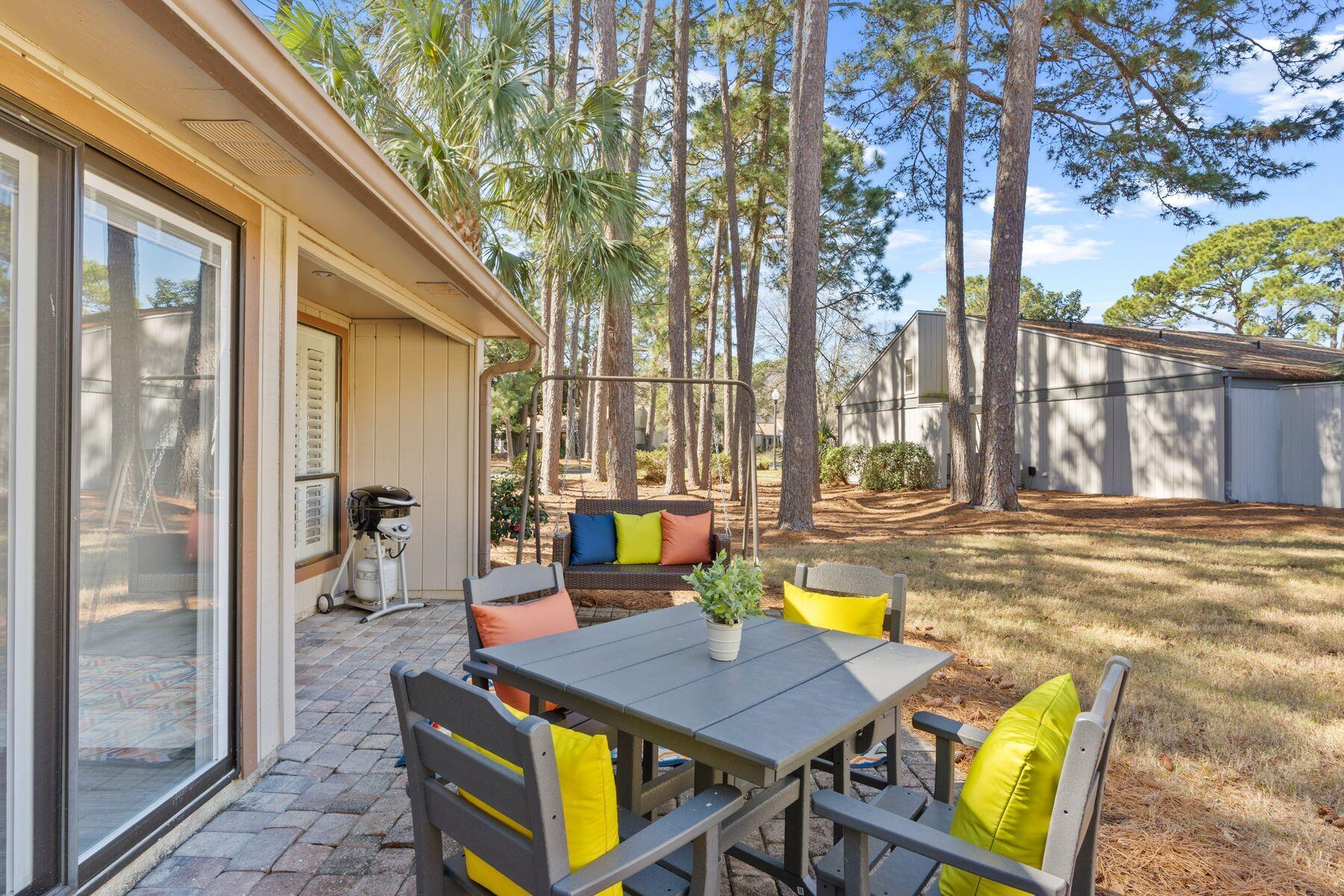 522 Augusta Way 11006