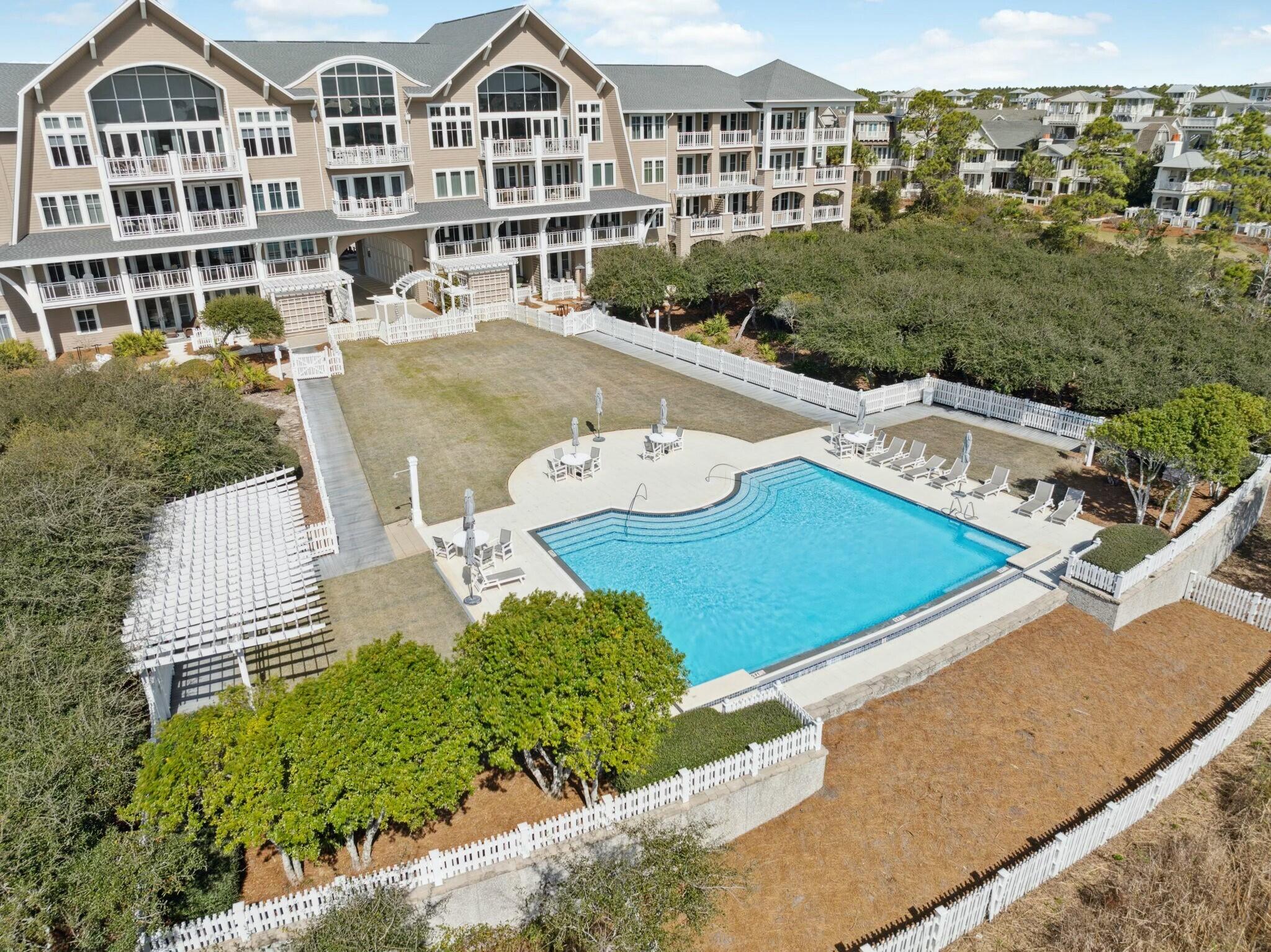 37 S Compass Point Way 103