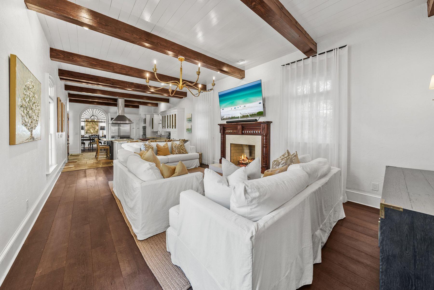 122 W Kingston Road