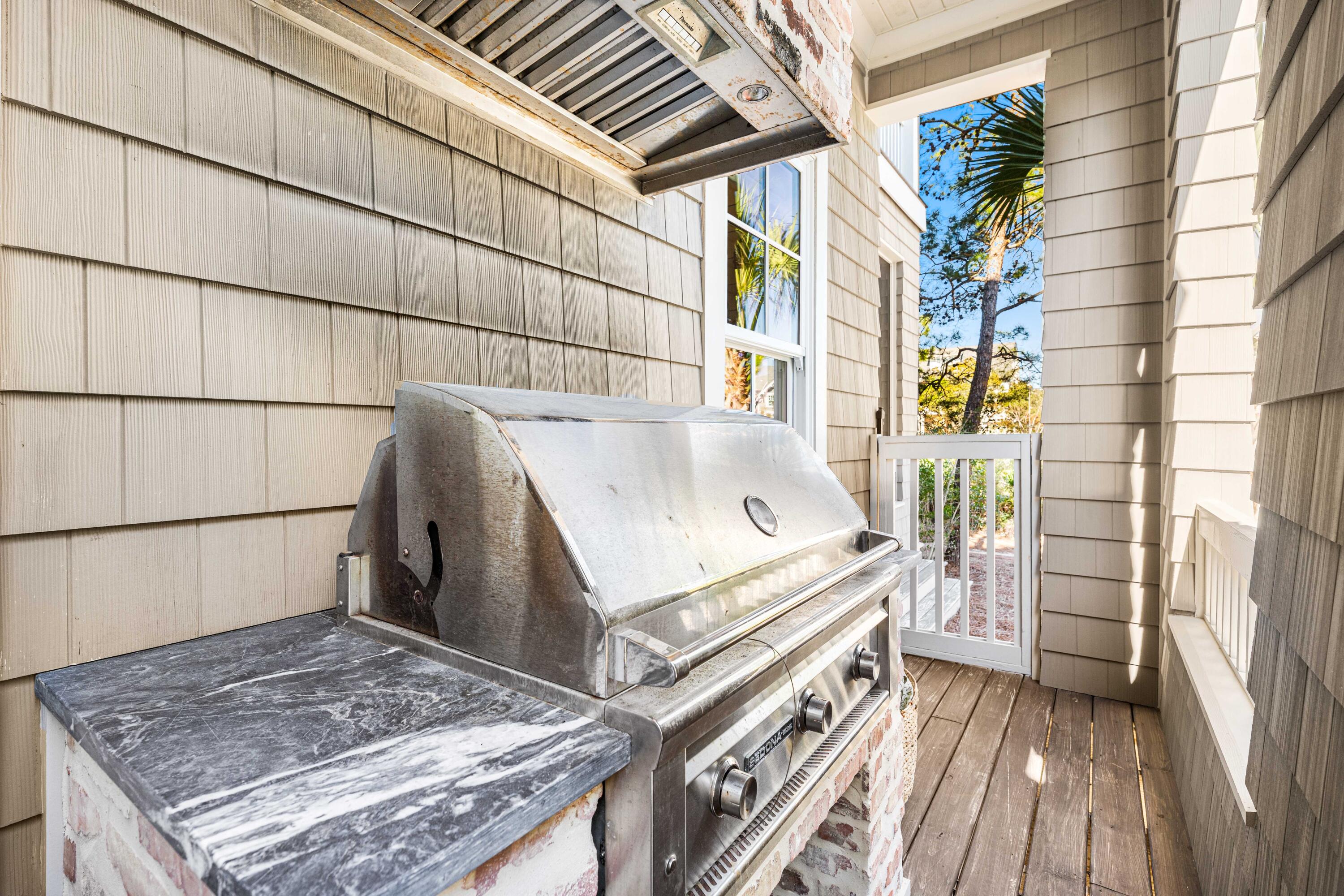 41 Compass Point Way