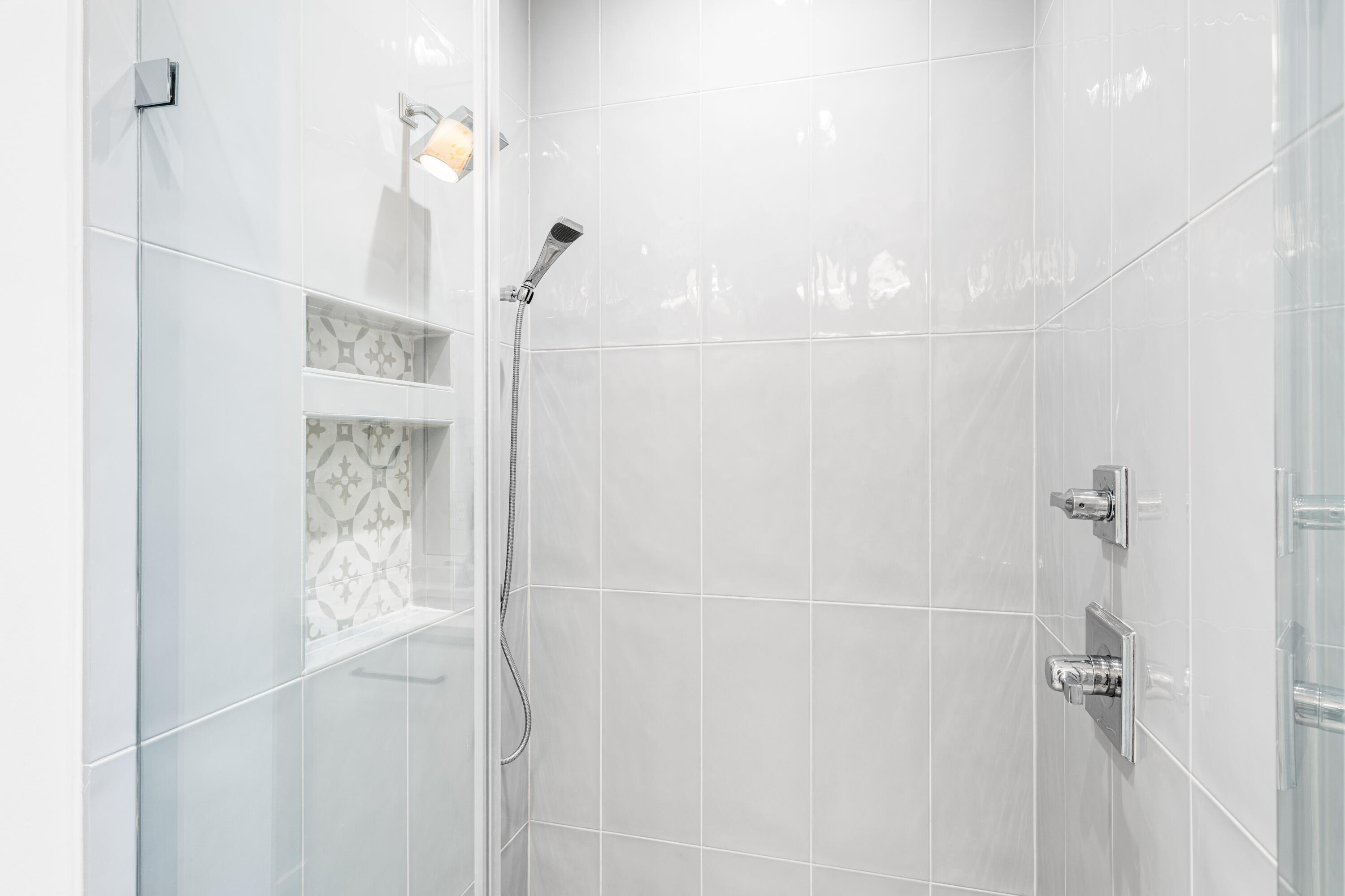 41 Compass Point Way