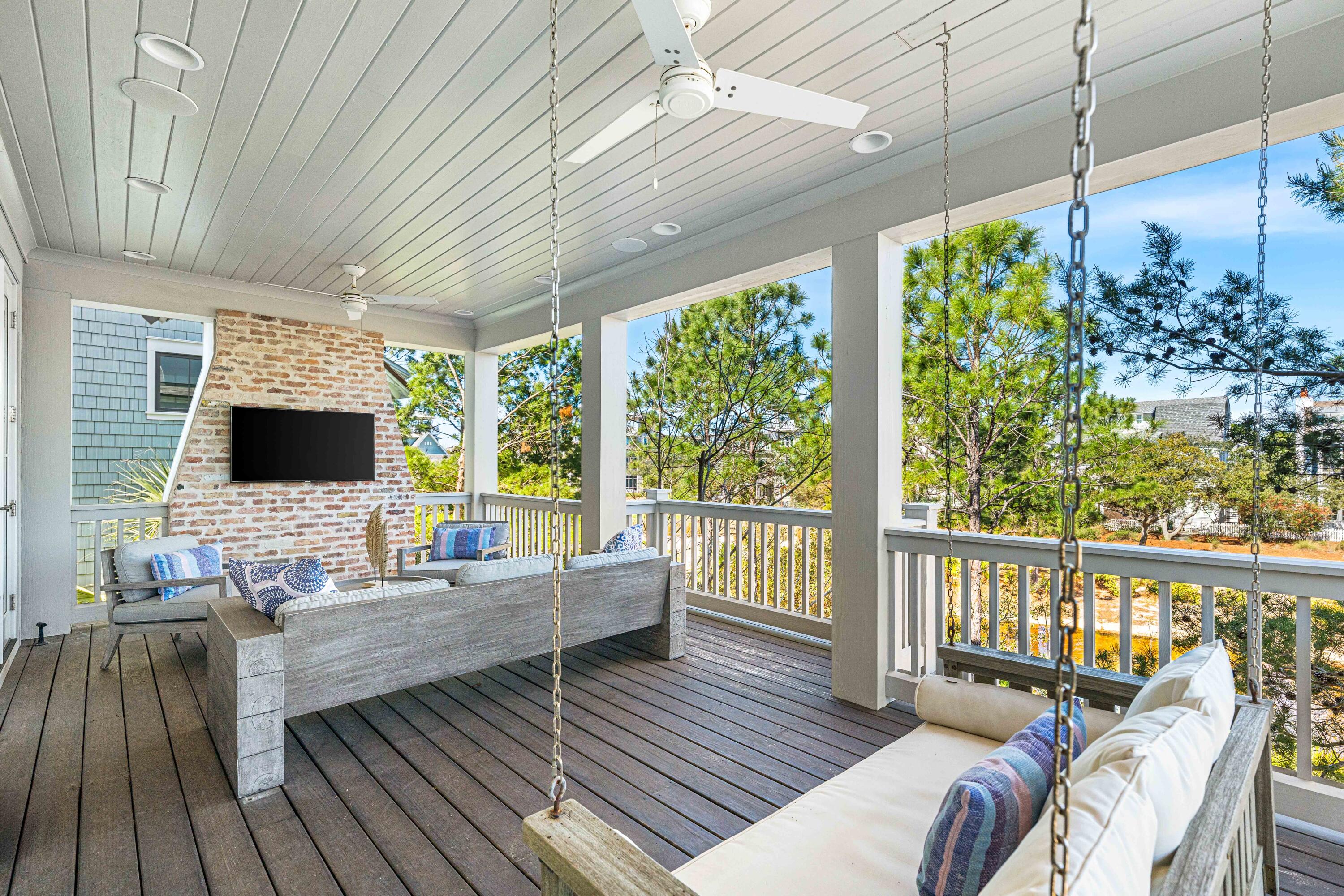 41 Compass Point Way