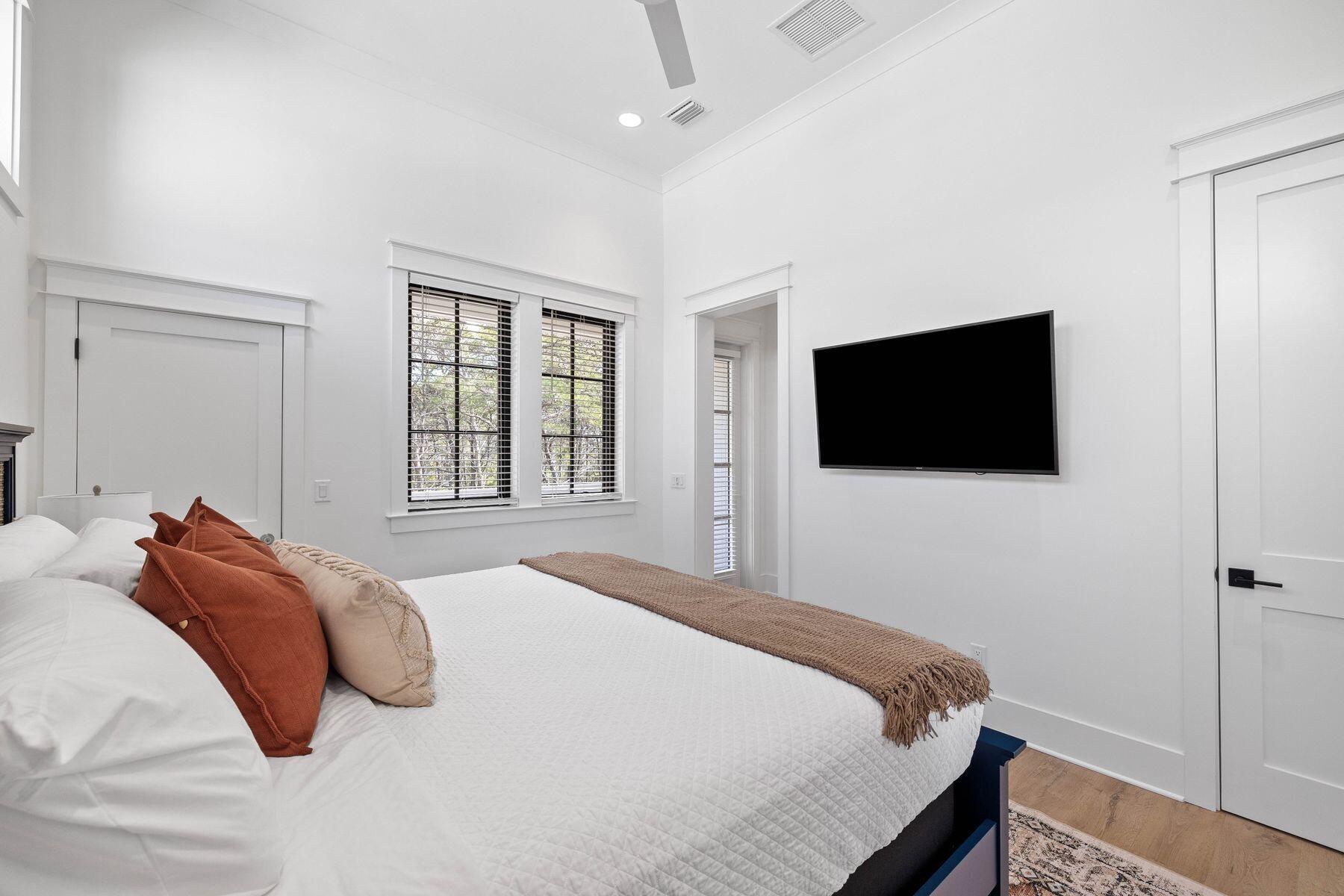 42 Grande Pointe Circle