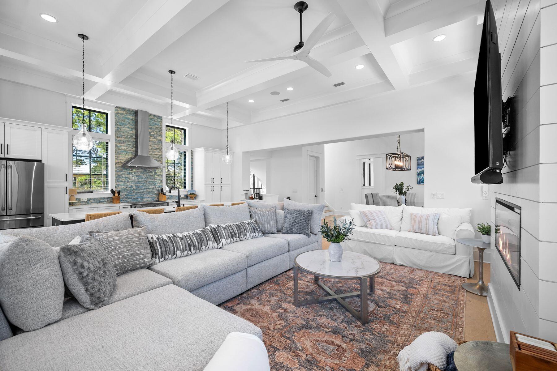 42 Grande Pointe Circle