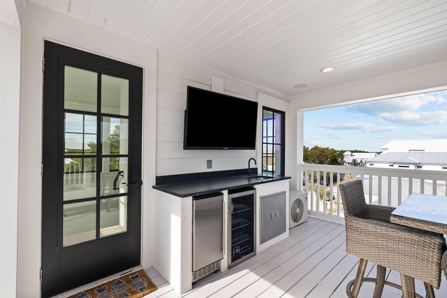 42 Grande Pointe Circle