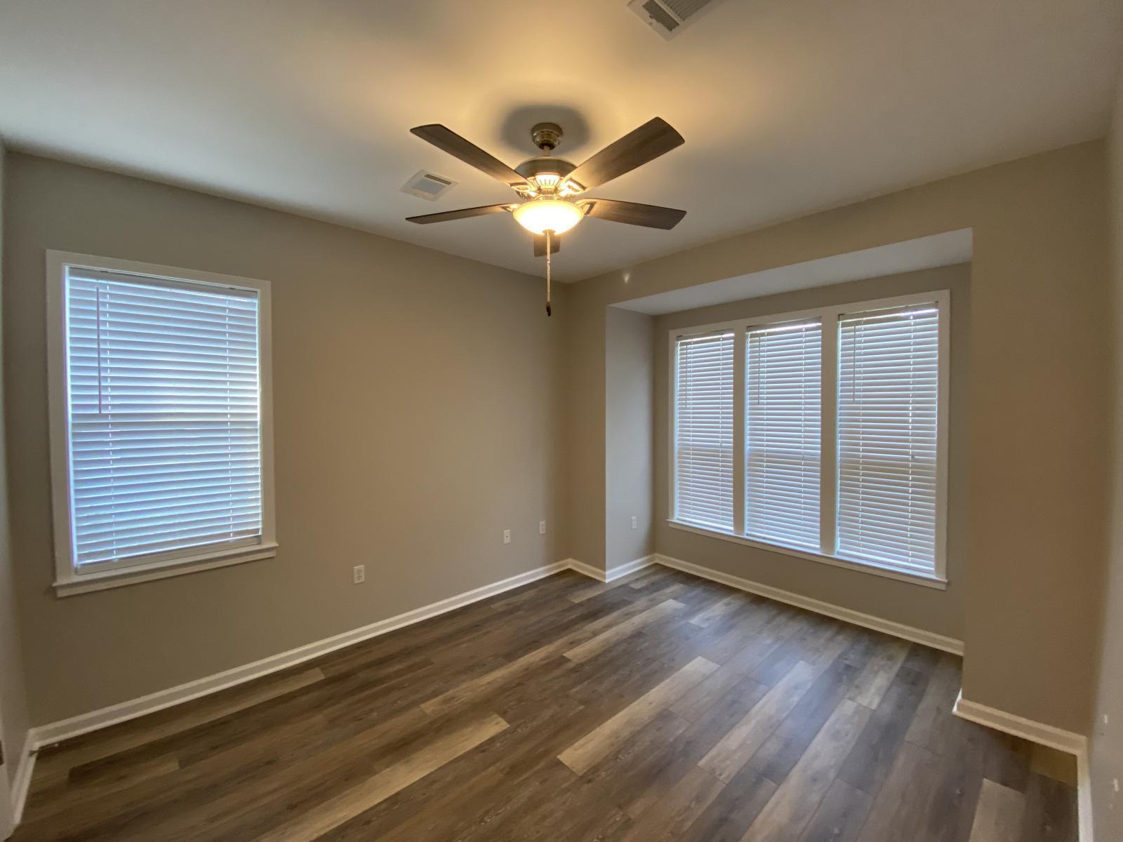 1544 N County Hwy 393