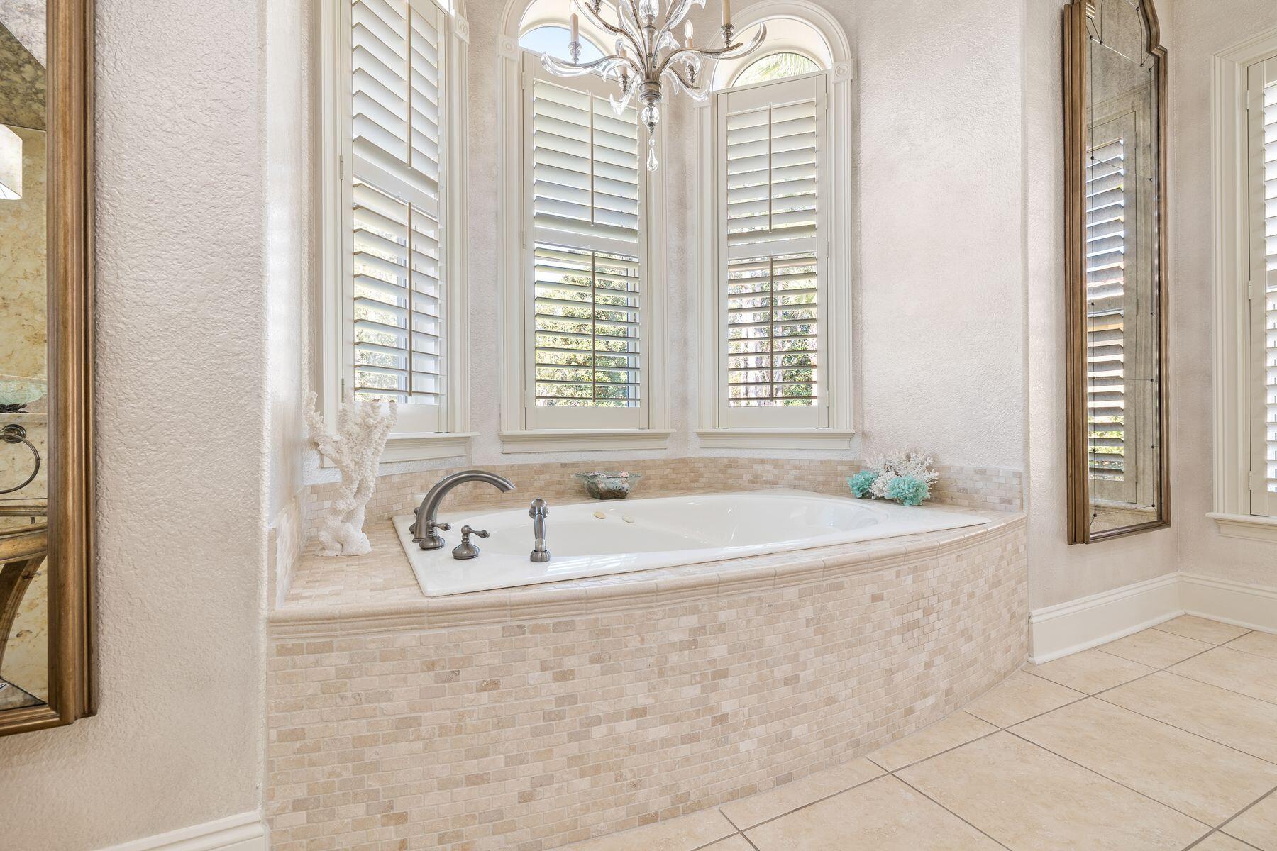 2987 Bay Villas Court