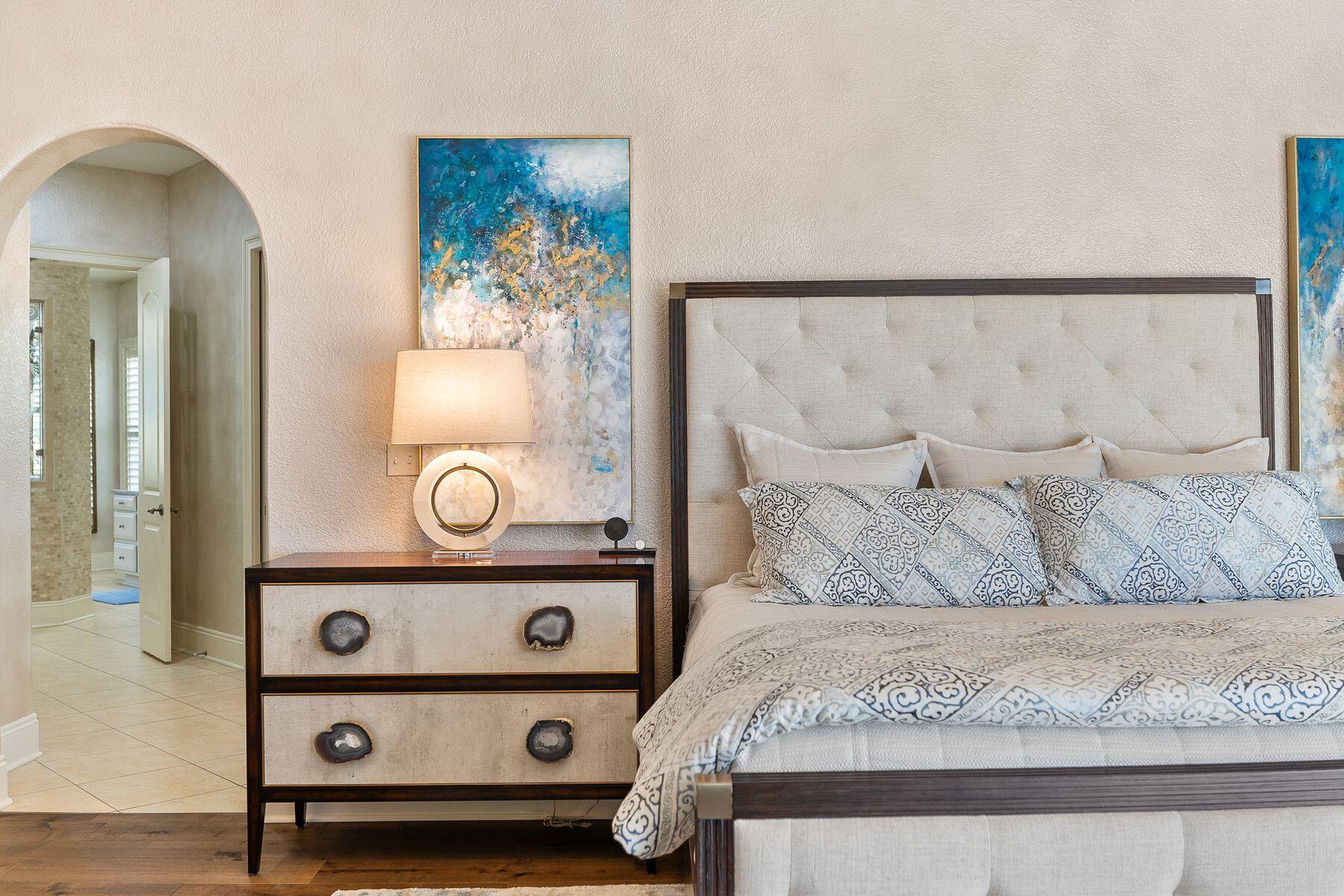 2987 Bay Villas Court