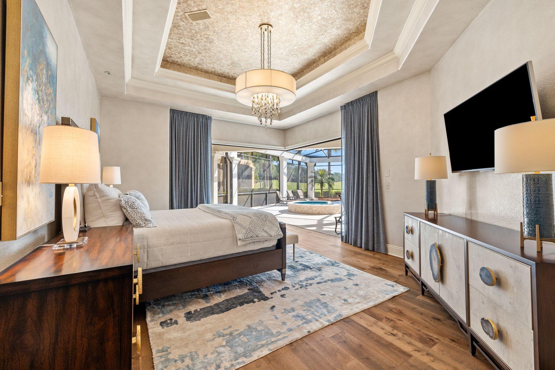 2987 Bay Villas Court