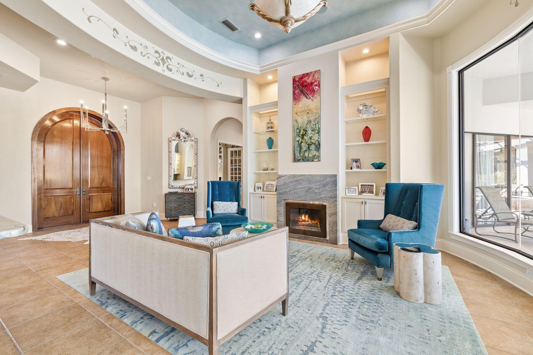 2987 Bay Villas Court