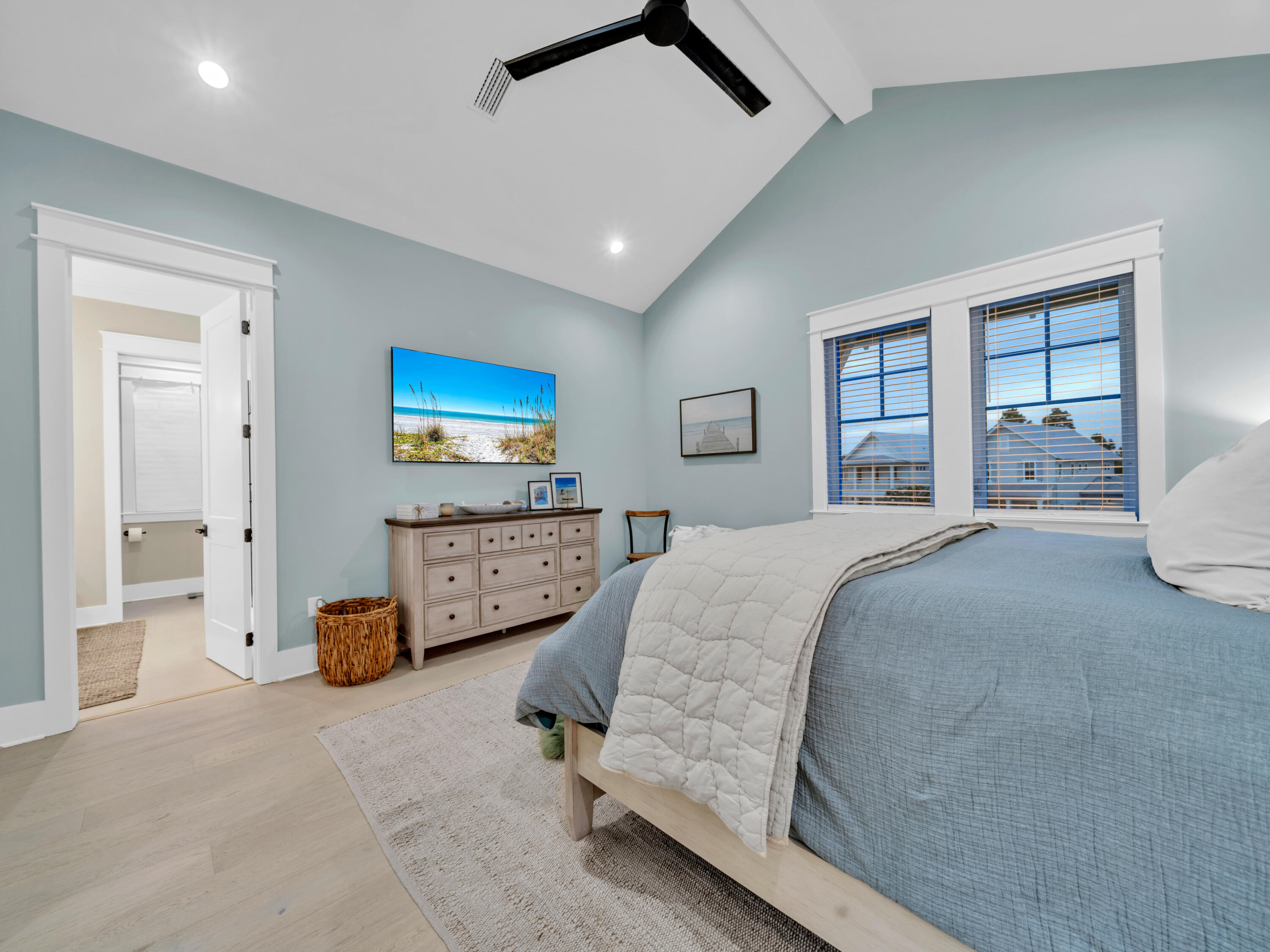 290 White Cottage Road