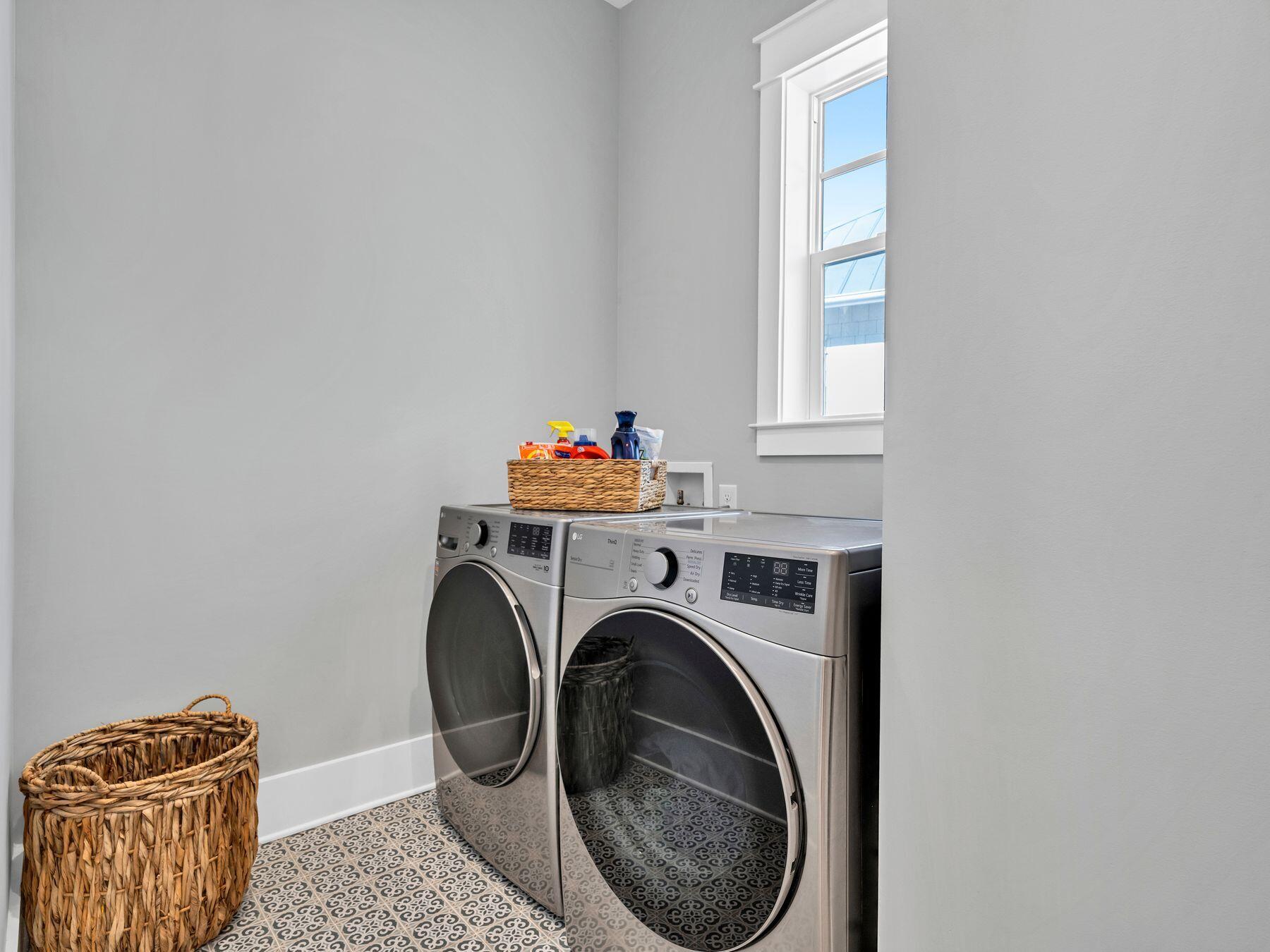 290 White Cottage Road