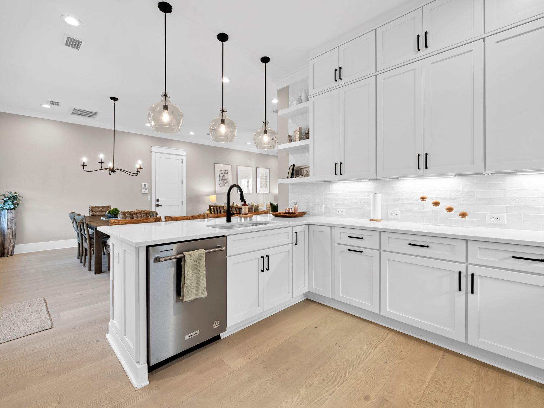 290 White Cottage Road