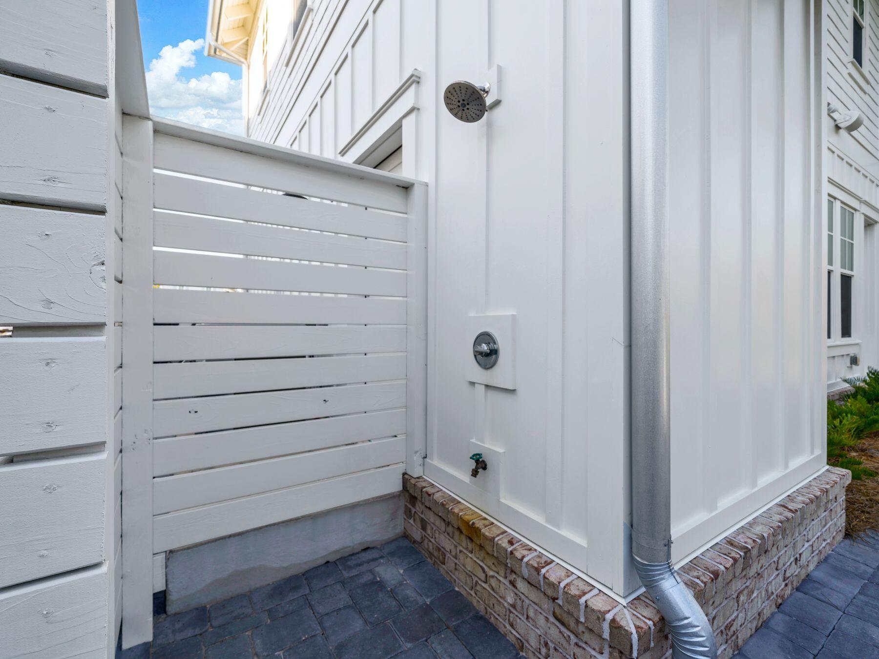 290 White Cottage Road