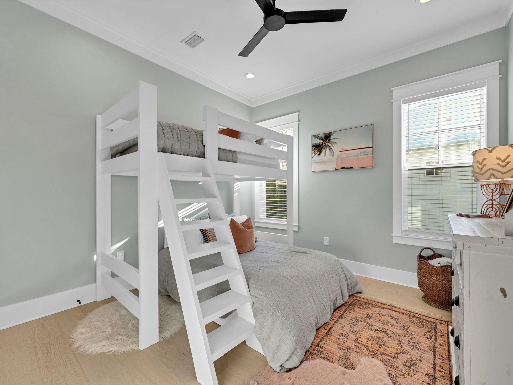 290 White Cottage Road