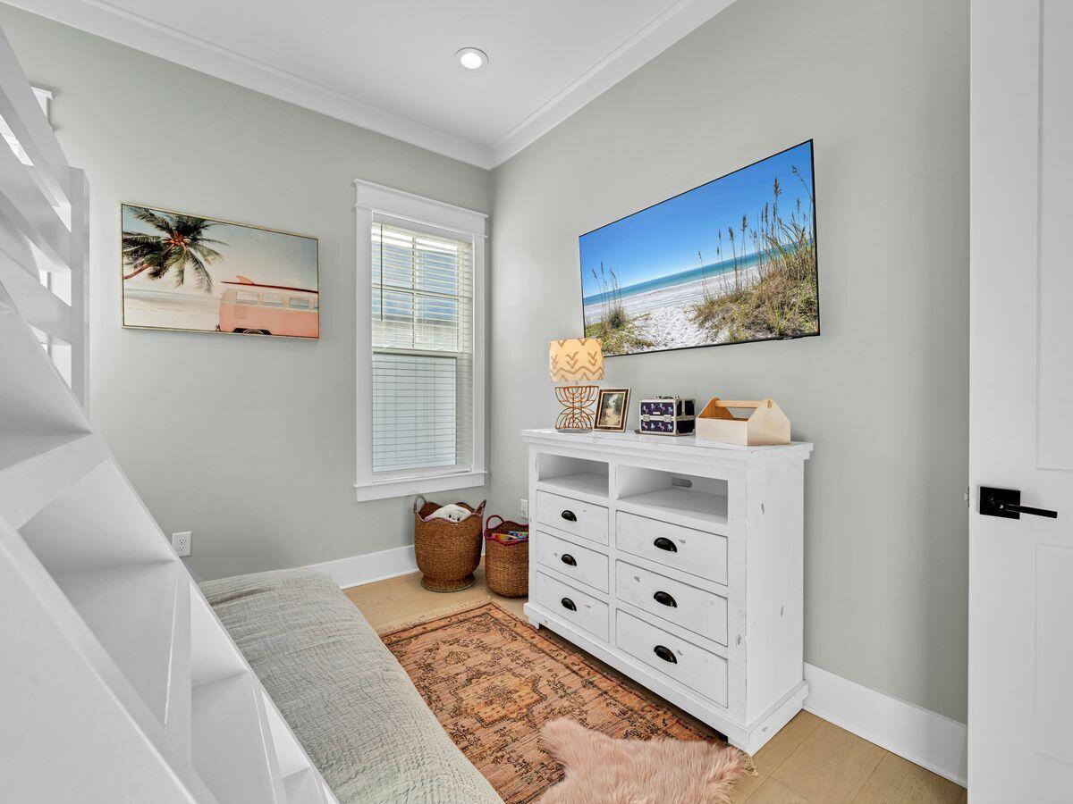 290 White Cottage Road