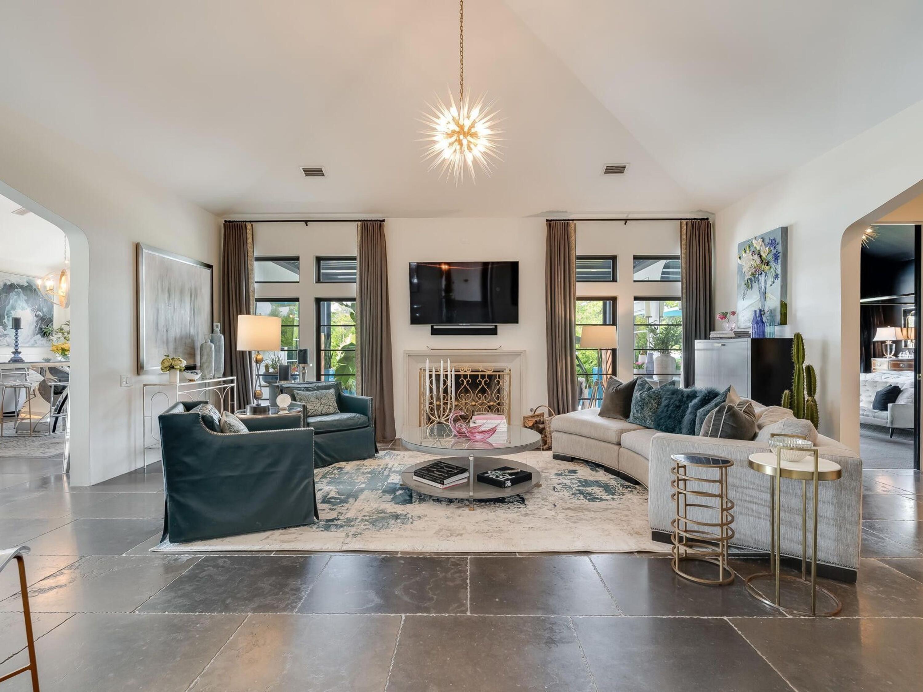 34 W Blue Coral Drive