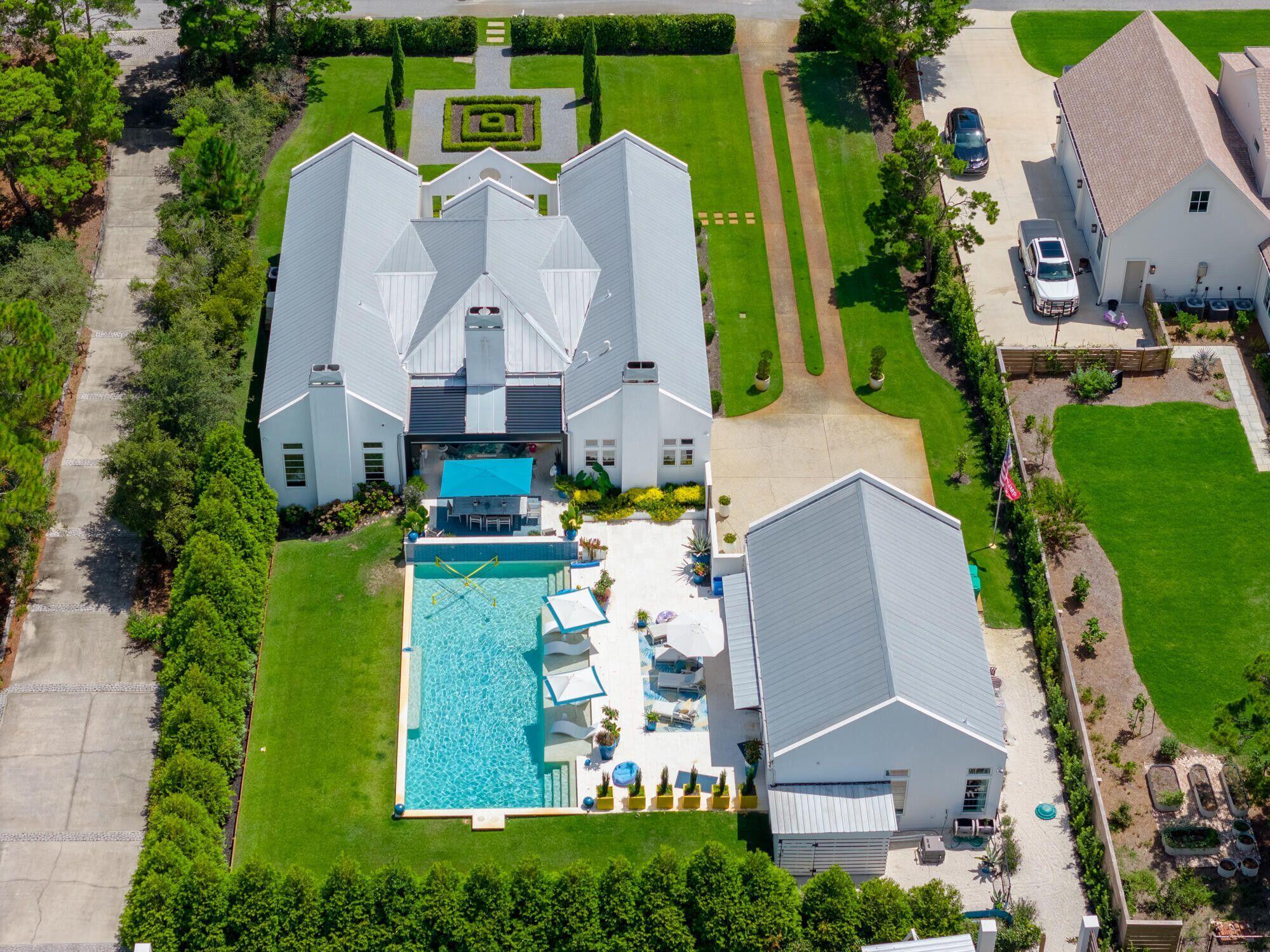 34 W Blue Coral Drive