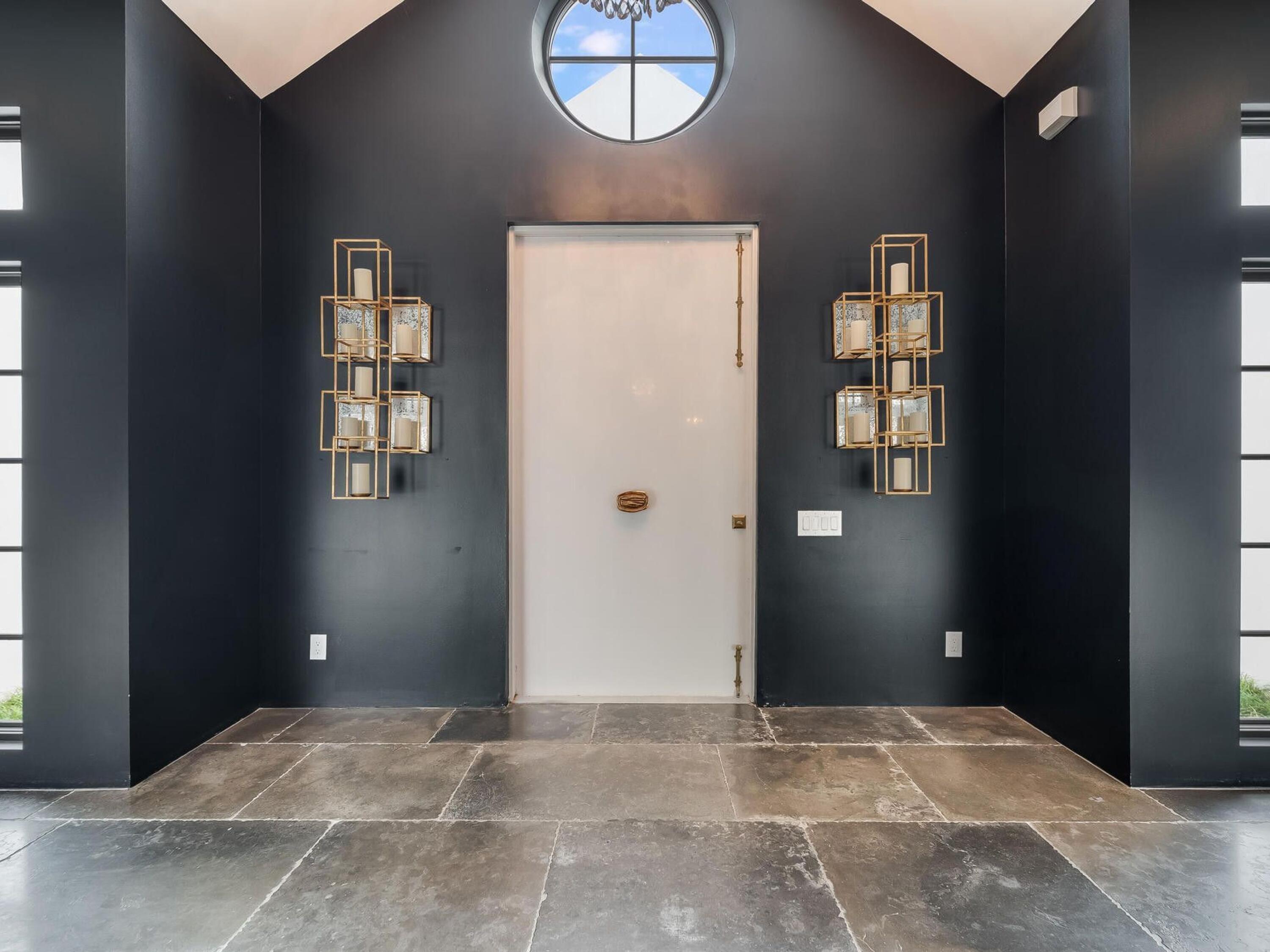 34 W Blue Coral Drive