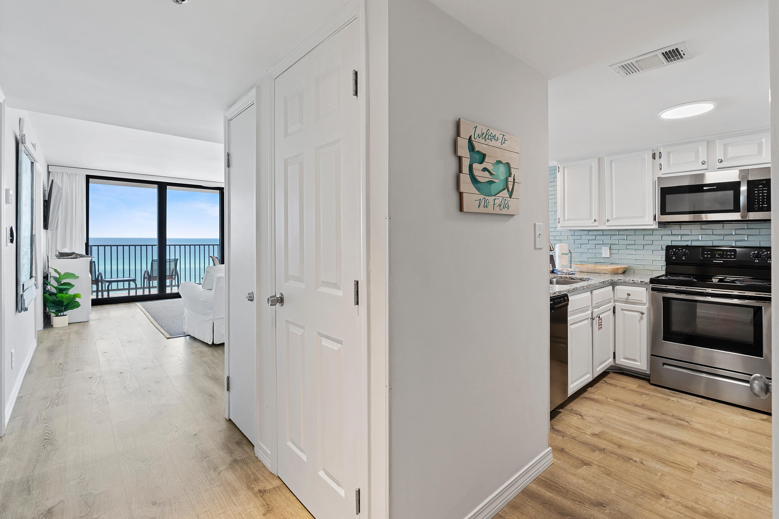 4100 E County Hwy 30A 503