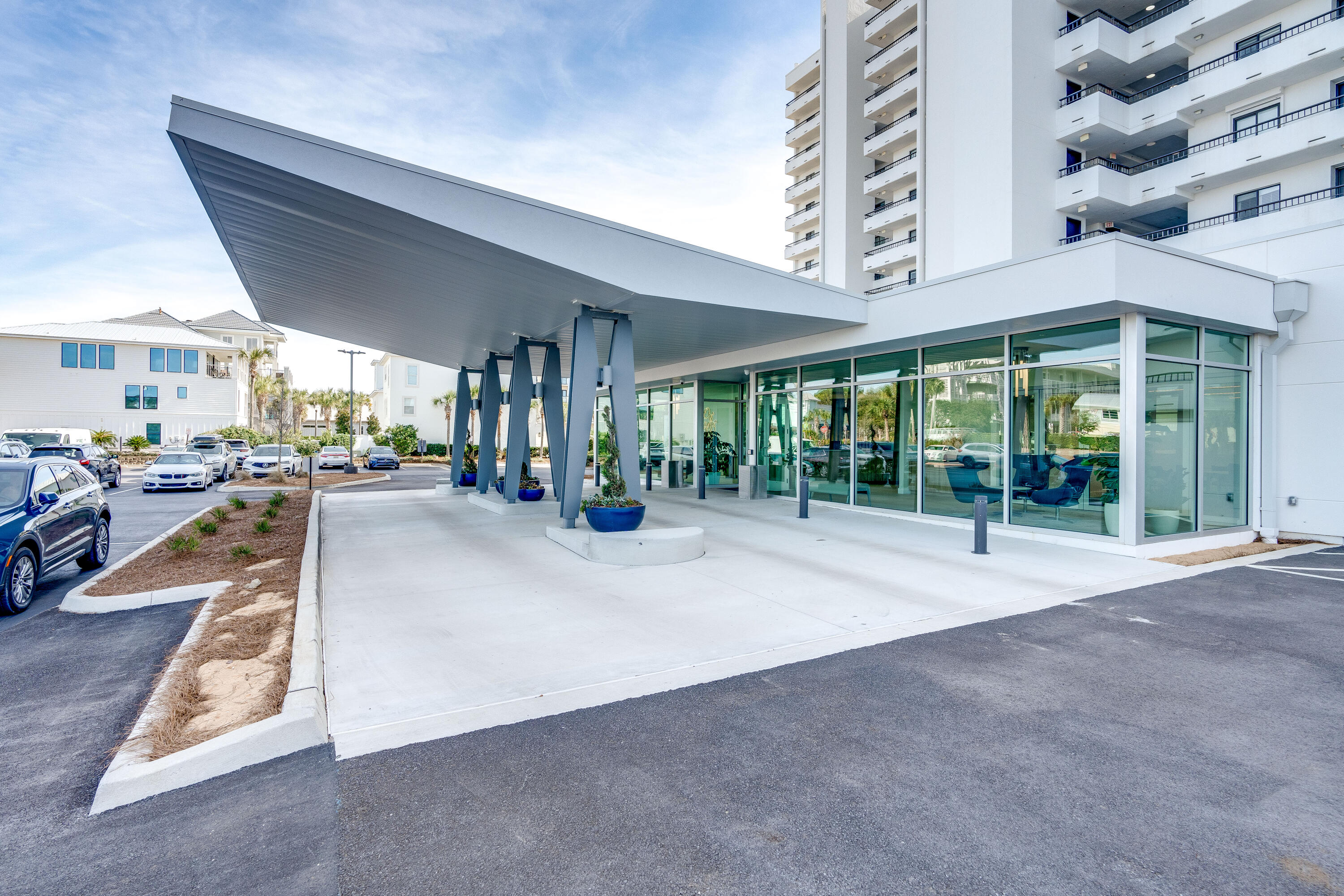 4100 E County Hwy 30A 503