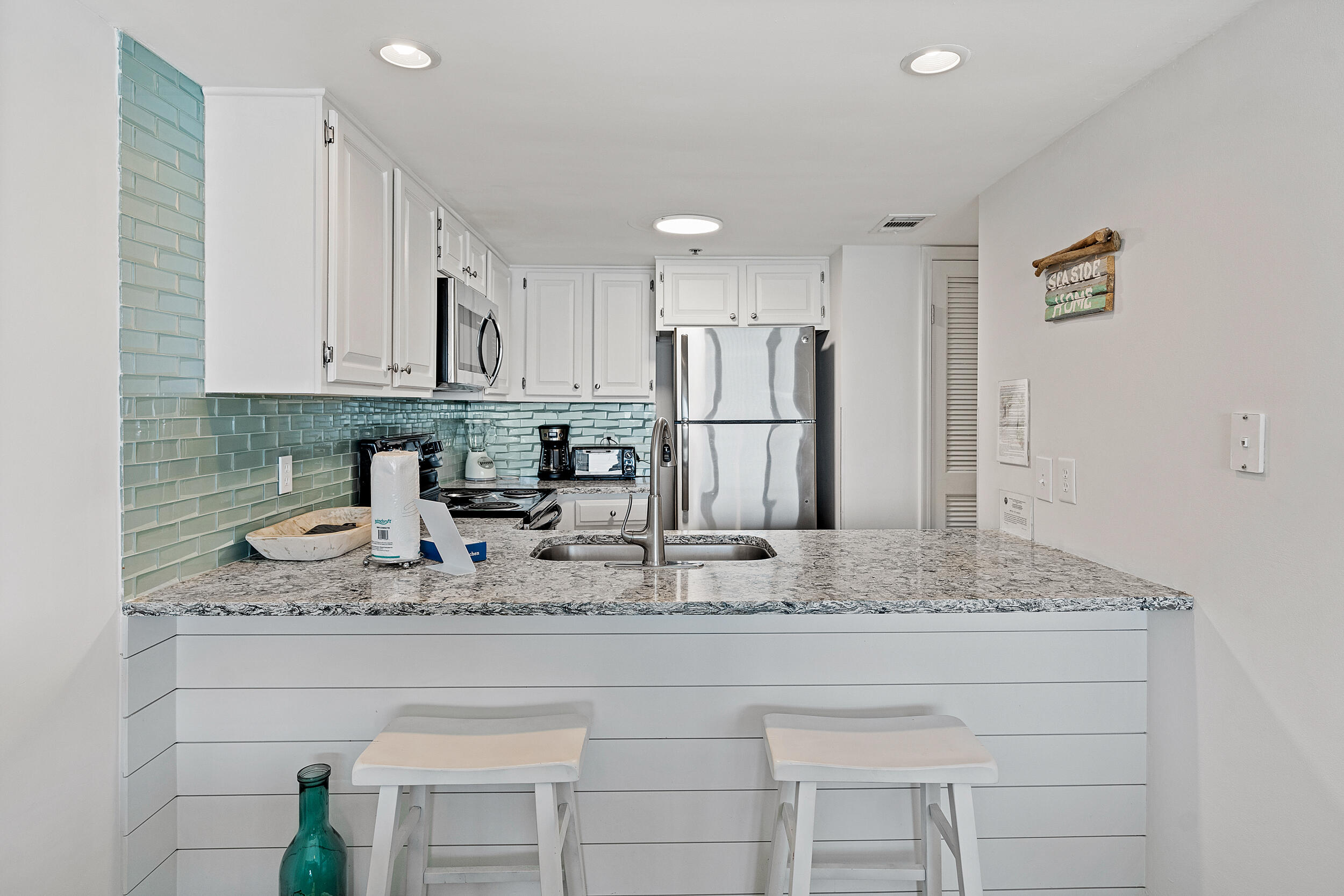 4100 E County Hwy 30A 503