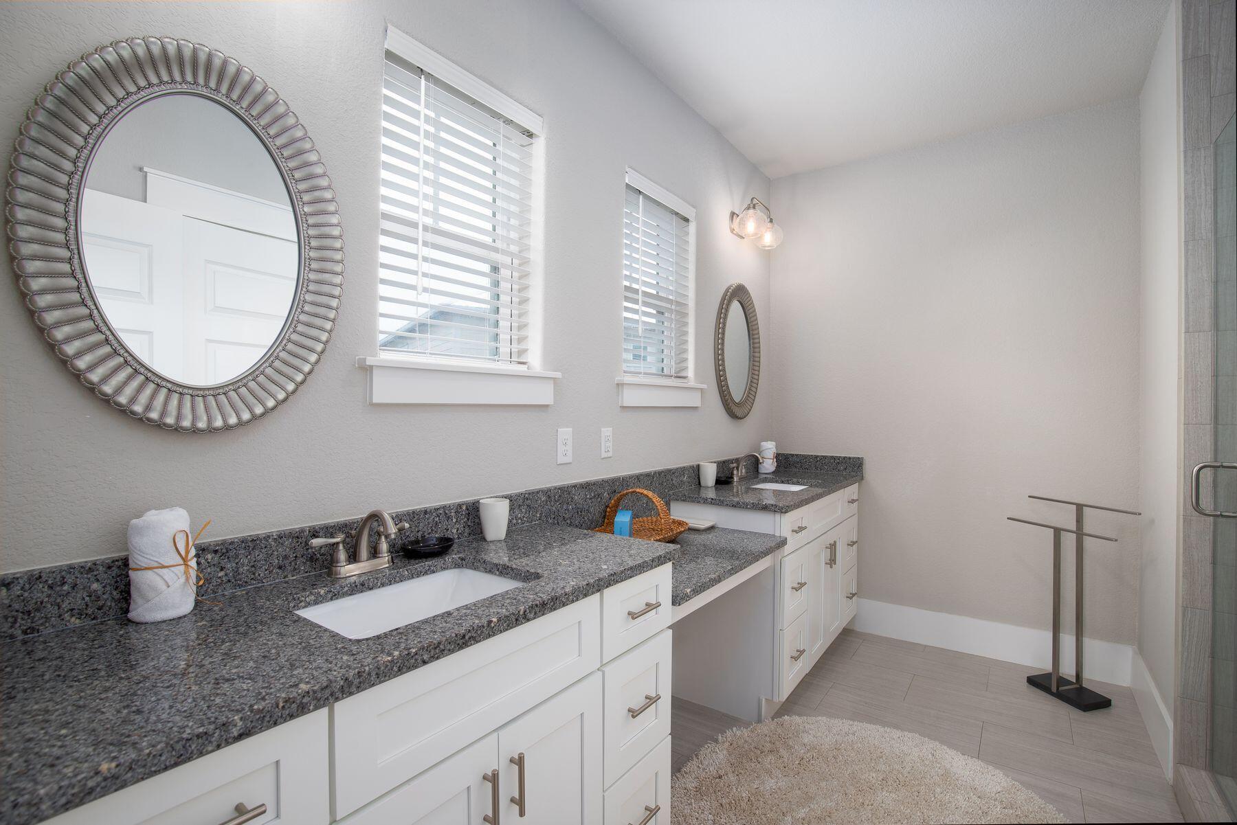 374 Gulfview Circle