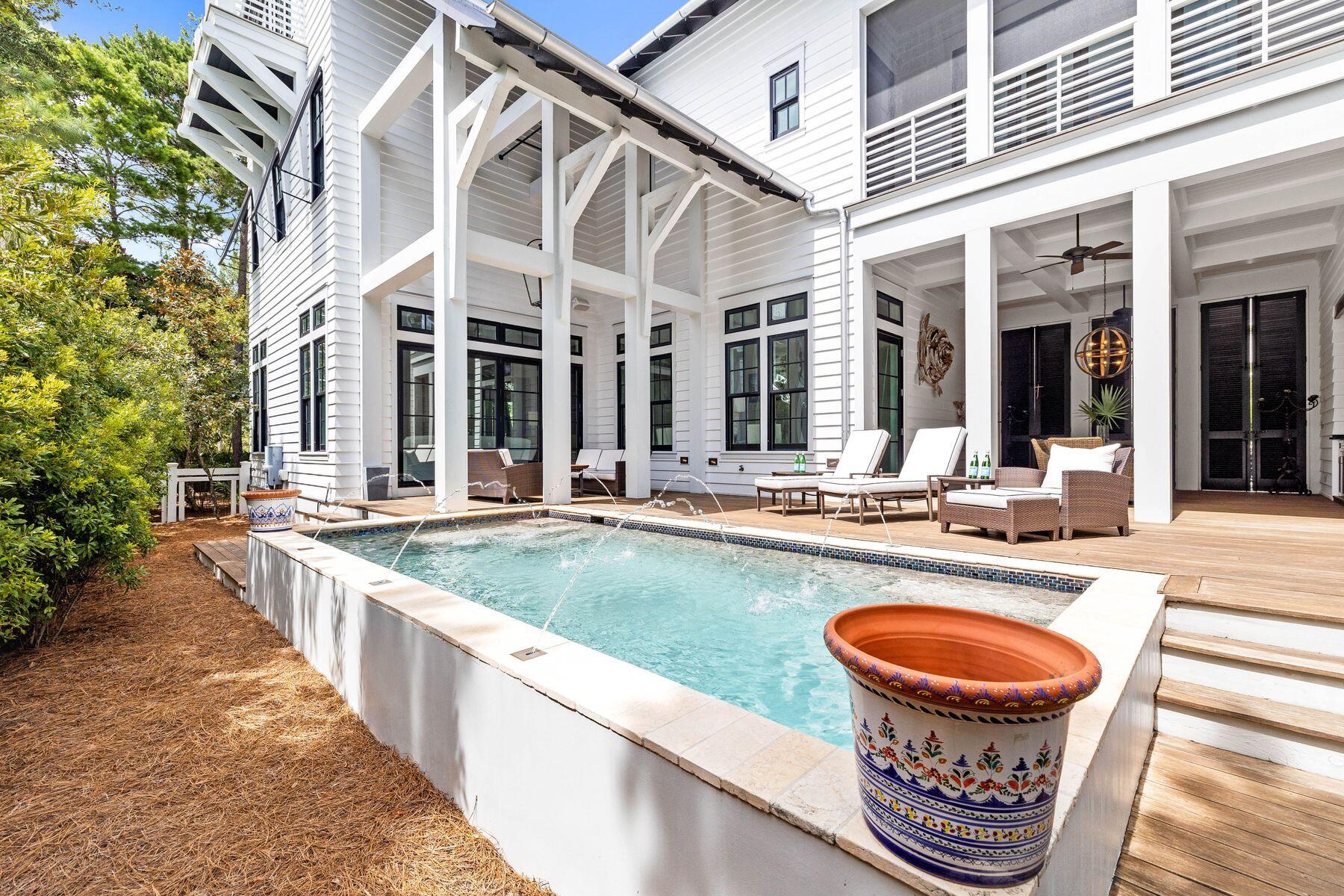 81 Sand Hill Circle