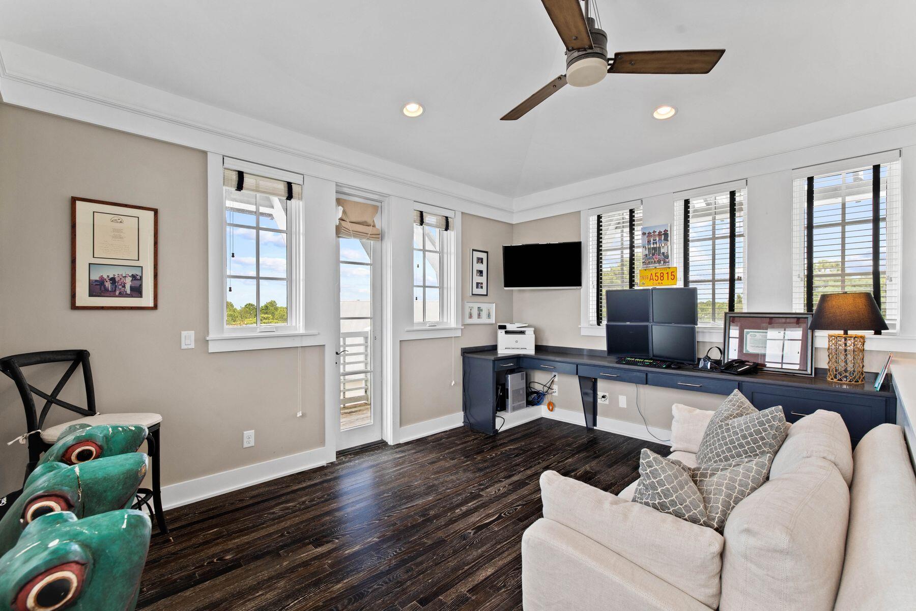 81 Sand Hill Circle