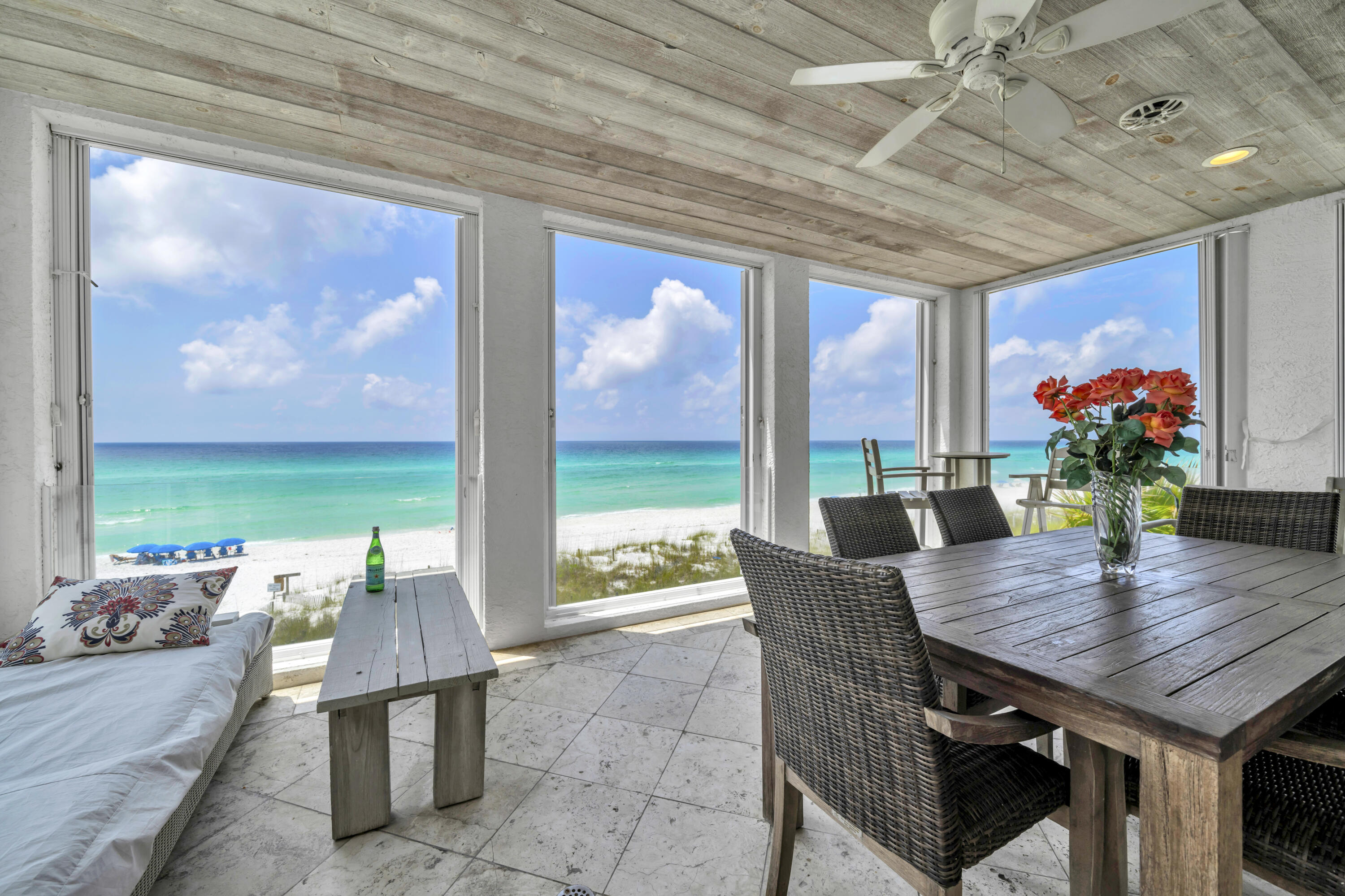 5055 W County Hwy 30A 1016