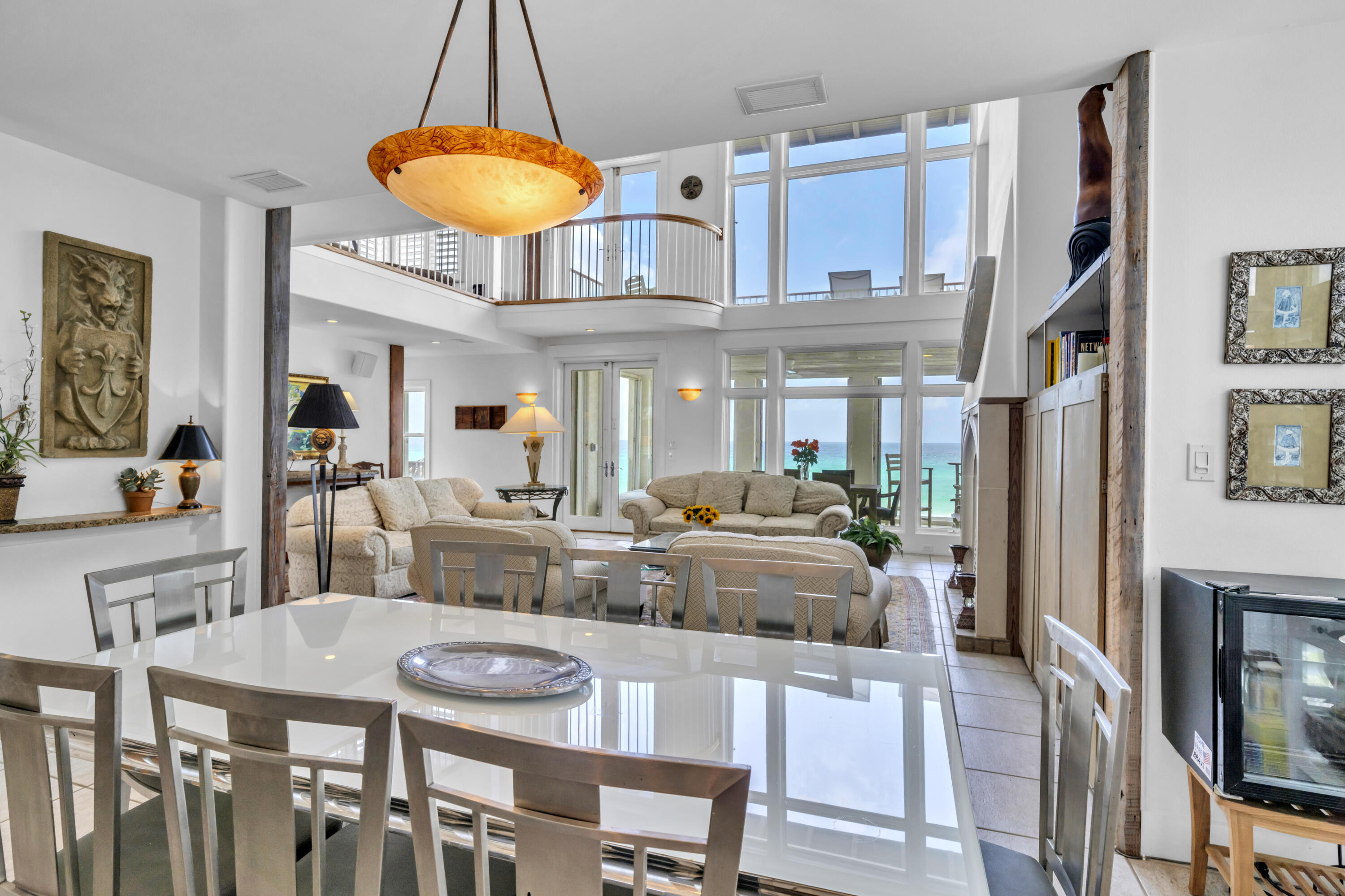 5055 W County Hwy 30A 1016