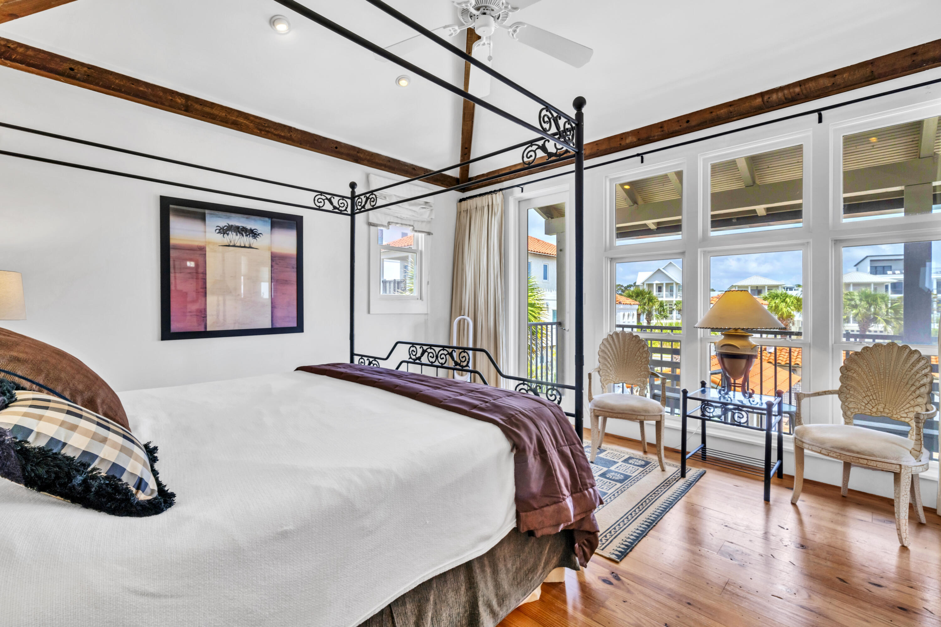 5055 W County Hwy 30A 1016