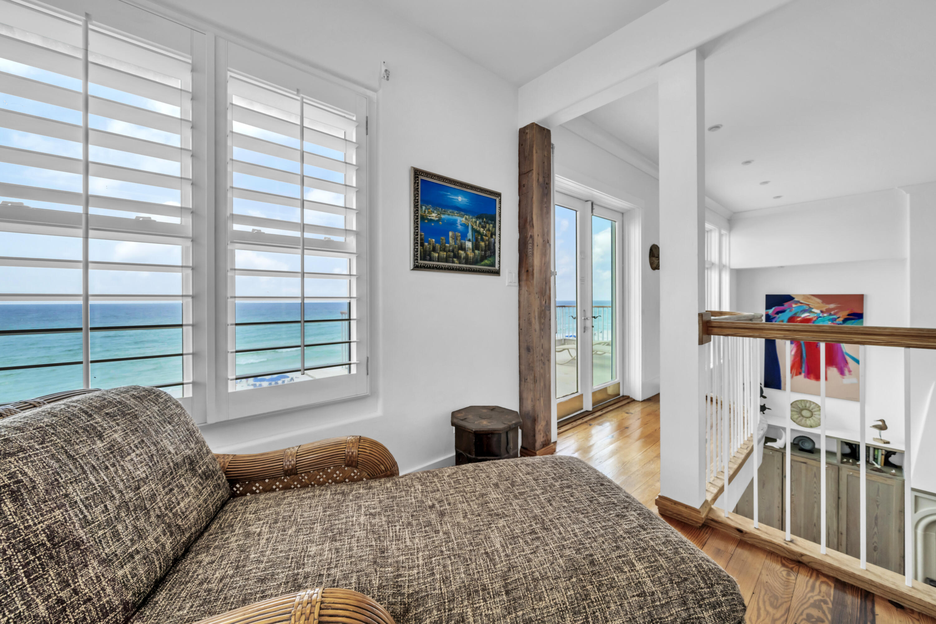 5055 W County Hwy 30A 1016