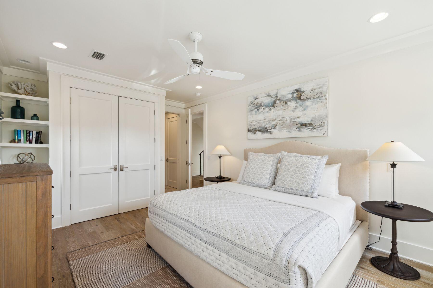 17 Compass Point Way