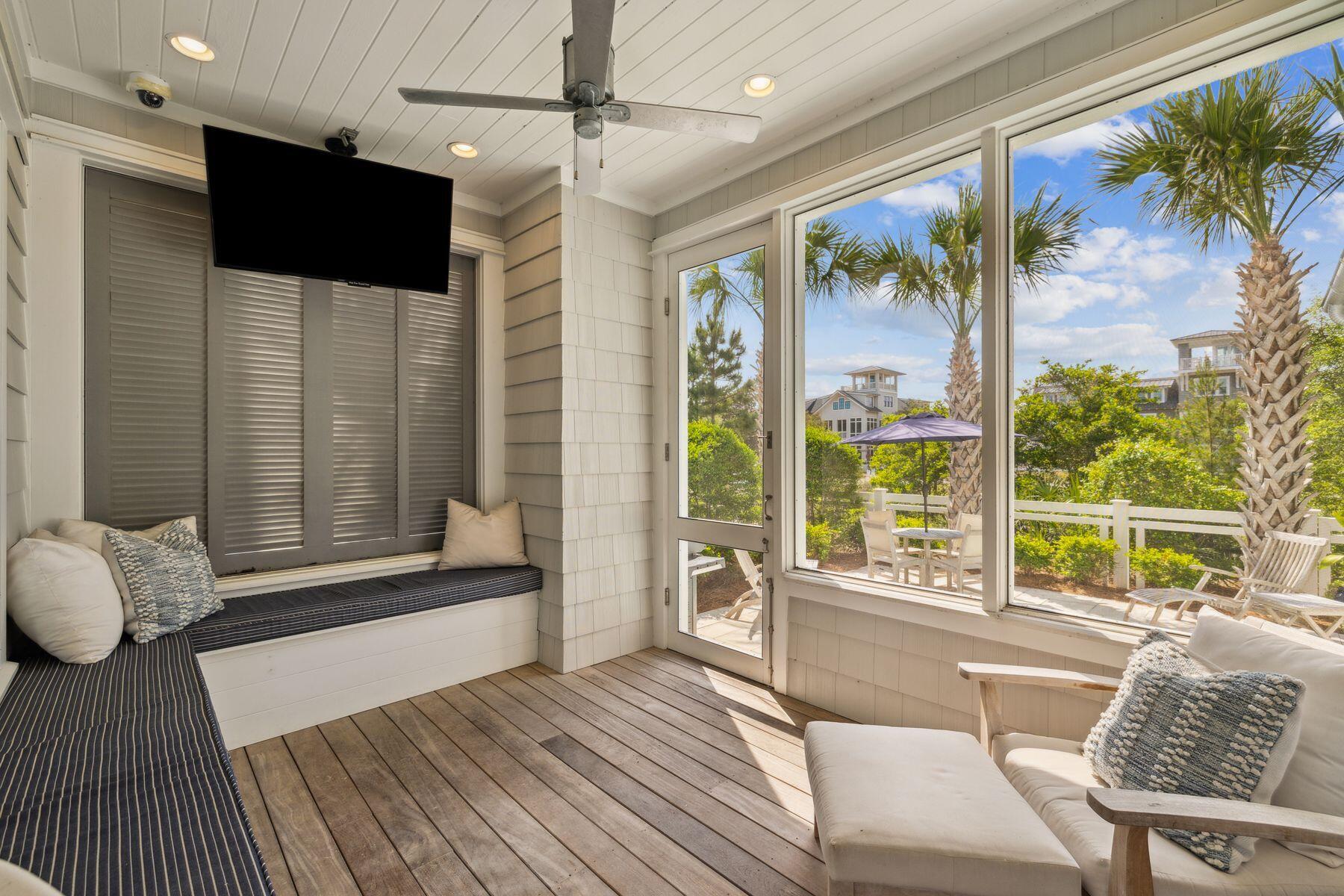 17 Compass Point Way