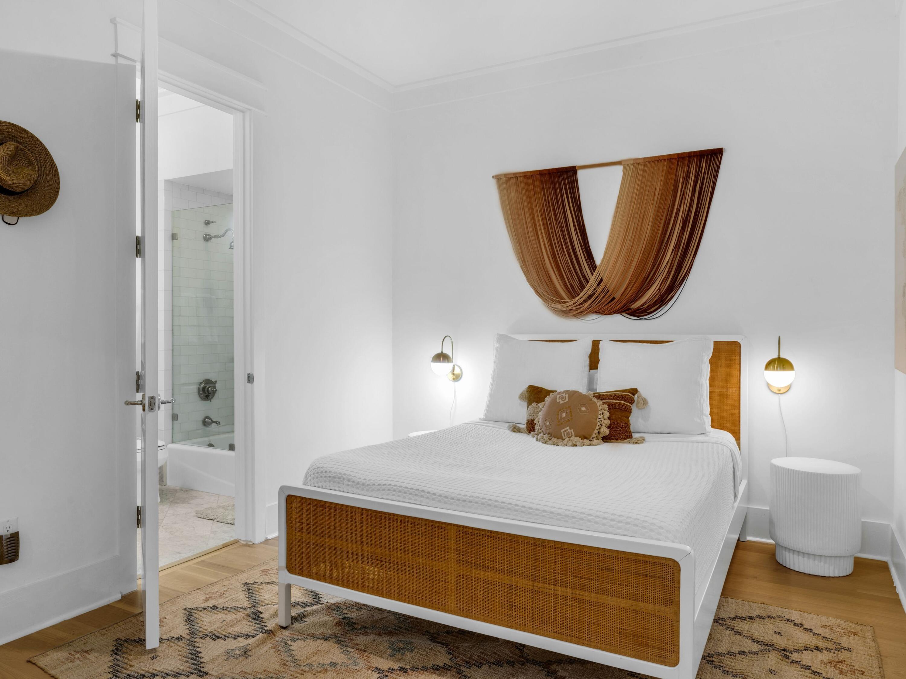 5231 E County Hwy 30A, UNIT B