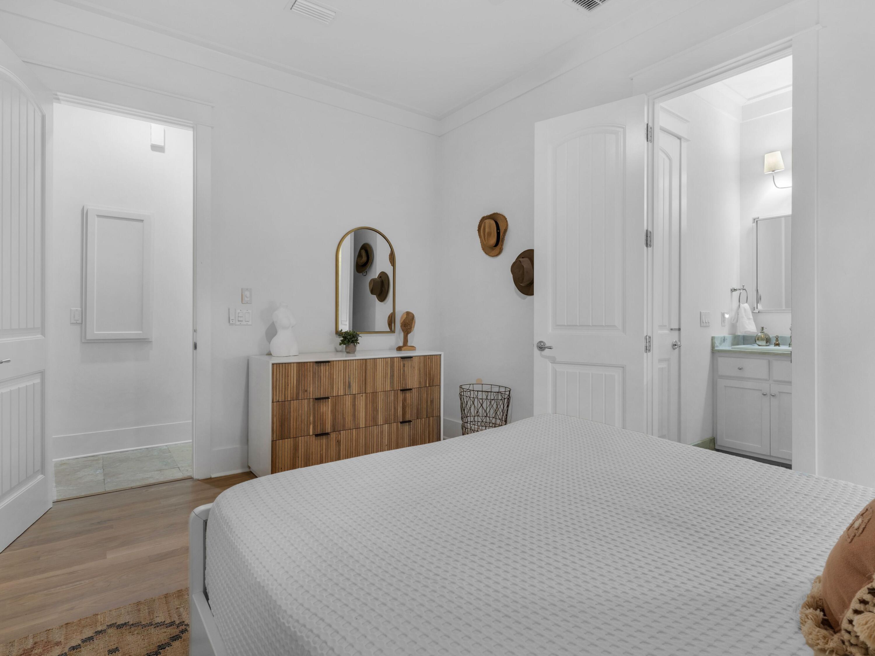 5231 E County Hwy 30A, UNIT B