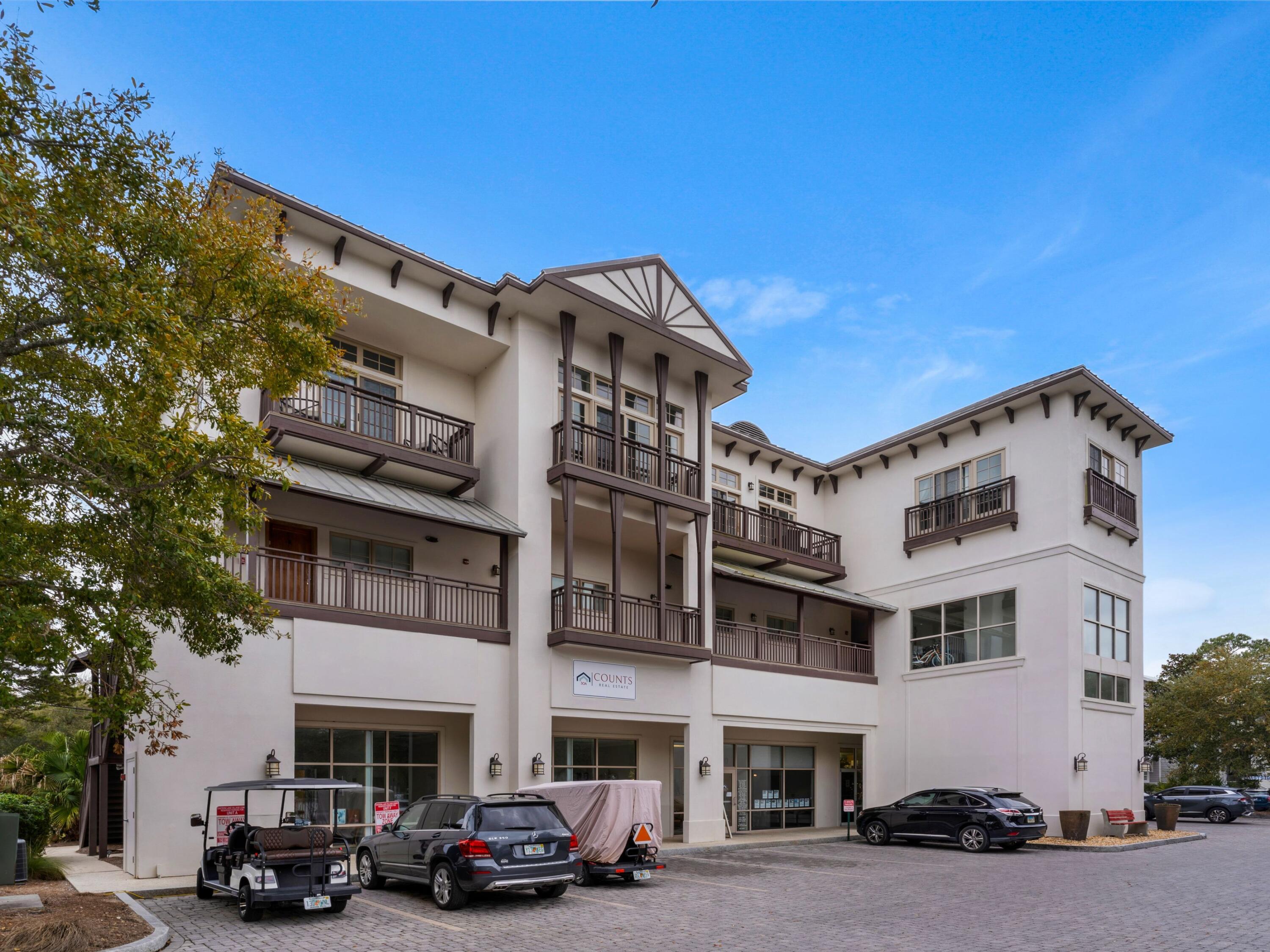 5231 E County Hwy 30A, UNIT B