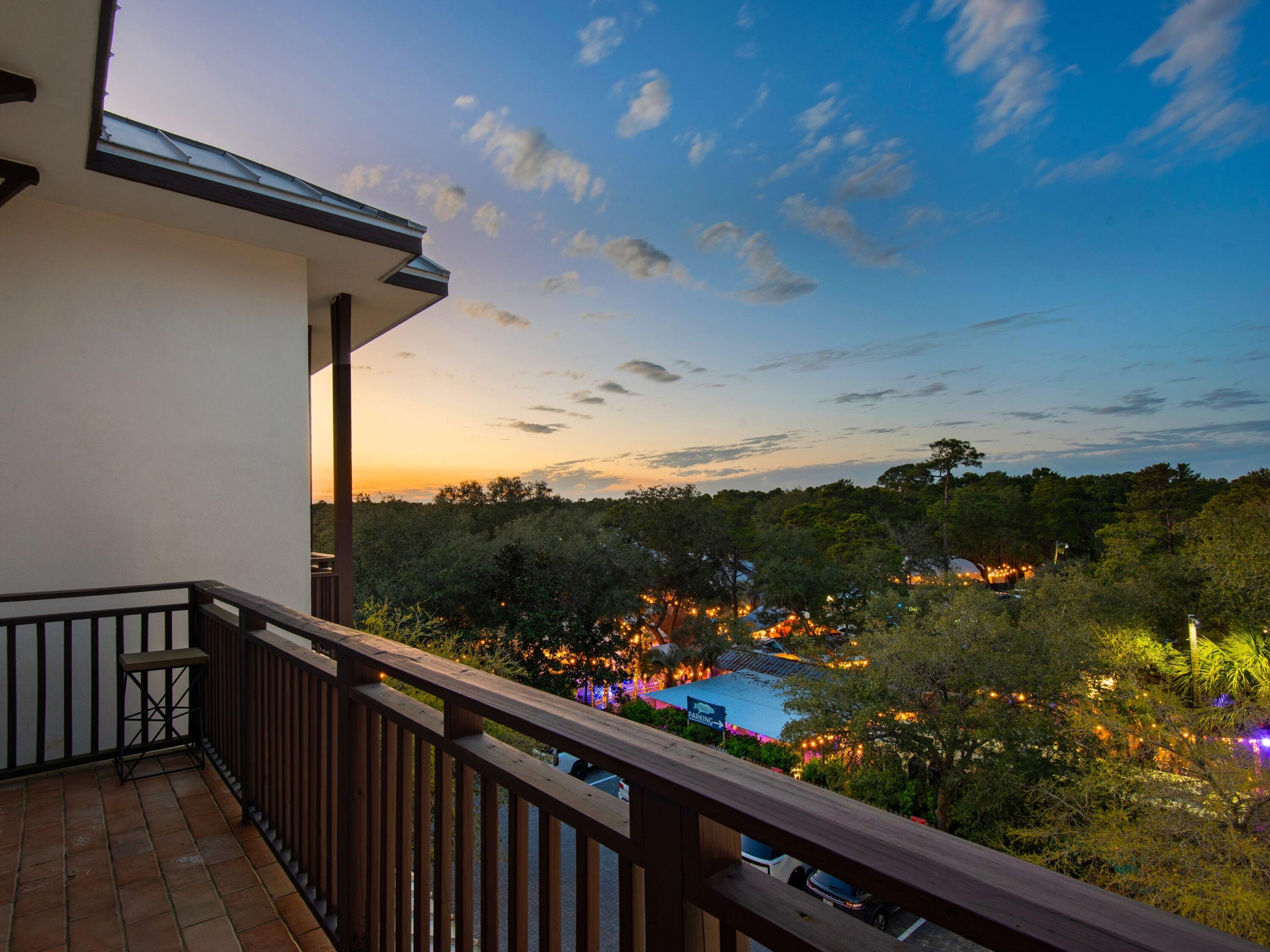 5231 E County Hwy 30A, UNIT B